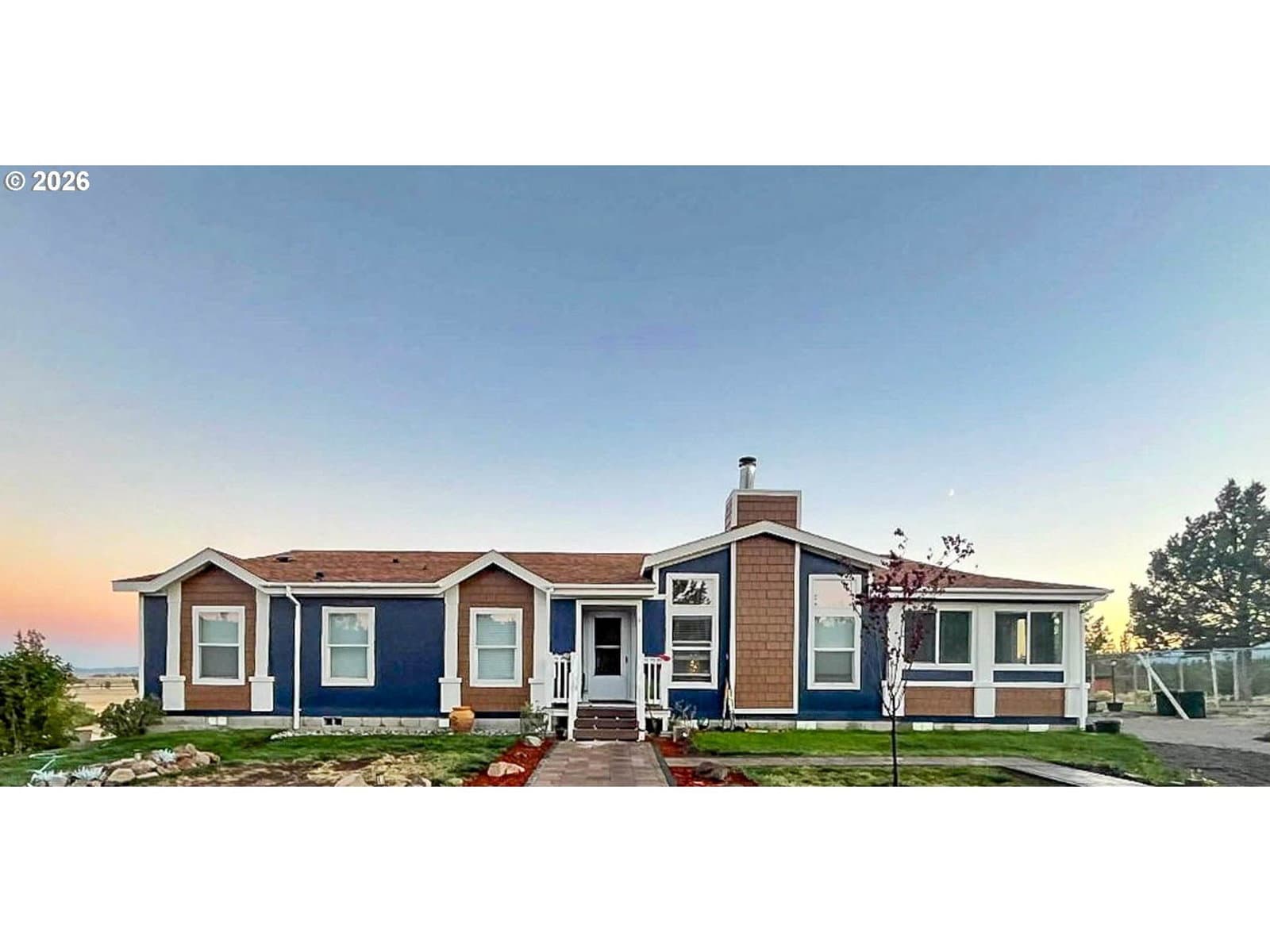 Listing photo 1 of 6