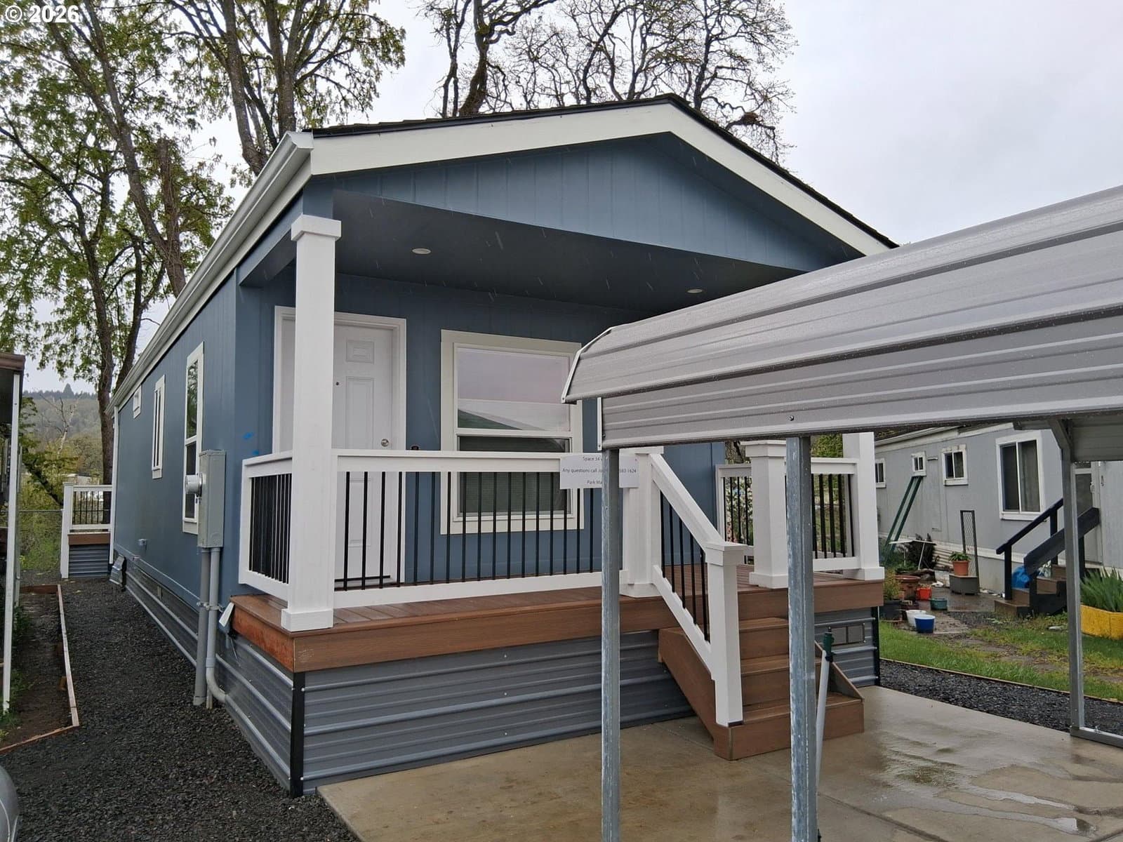 Listing photo 1 of 6