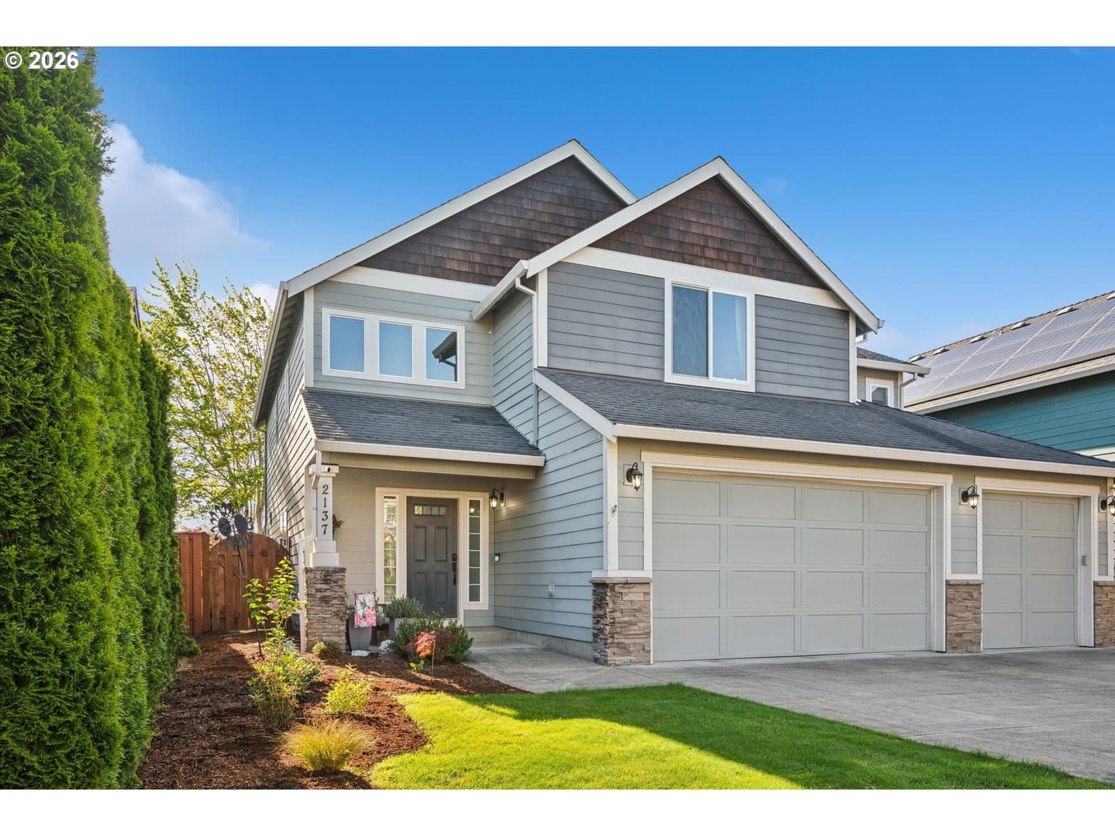 Listing photo 1 of 6