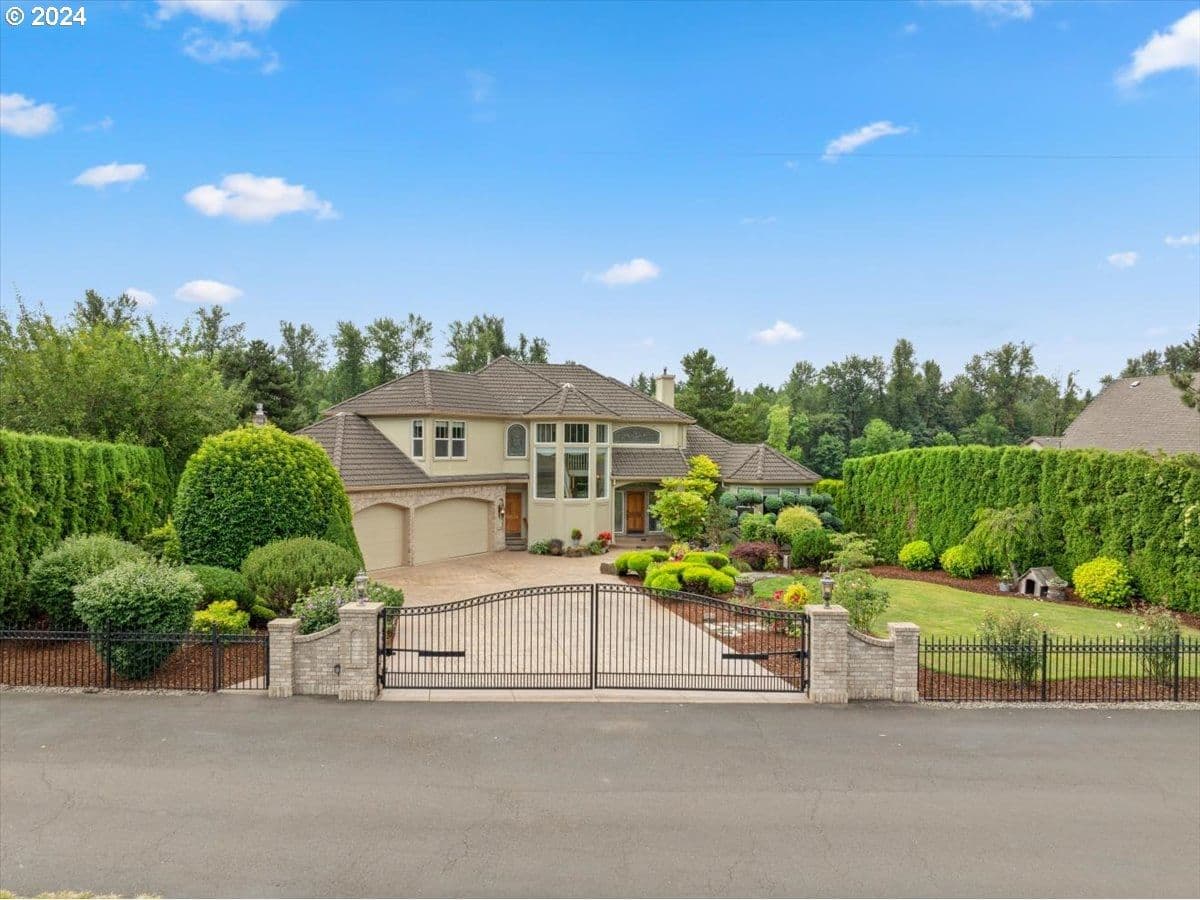 Listing photo 1 of 6