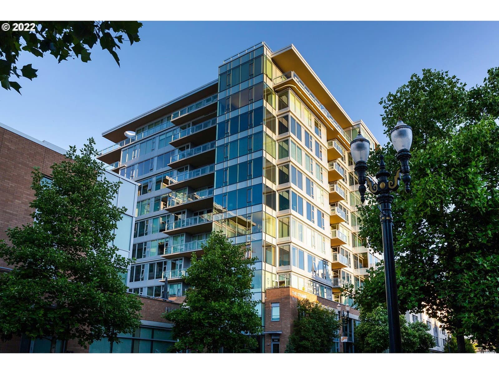 Listing photo 1 of 6