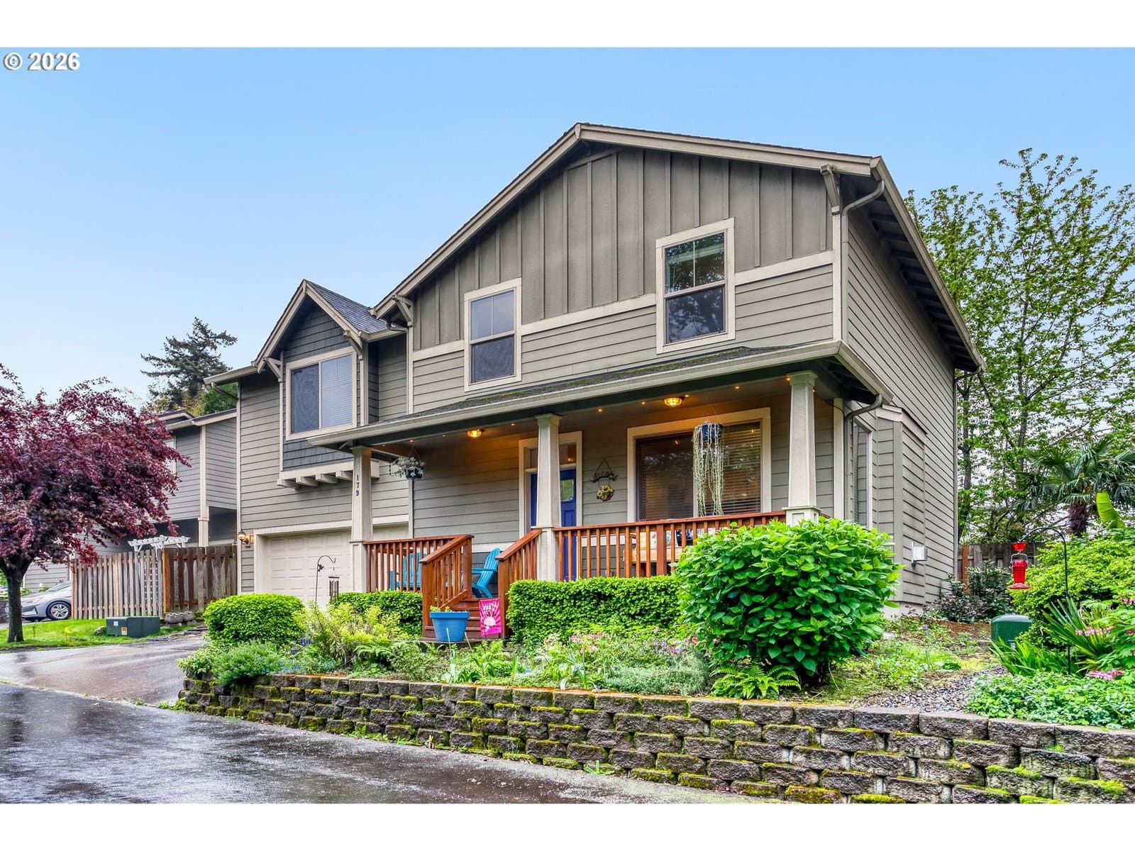 Listing photo 1 of 6