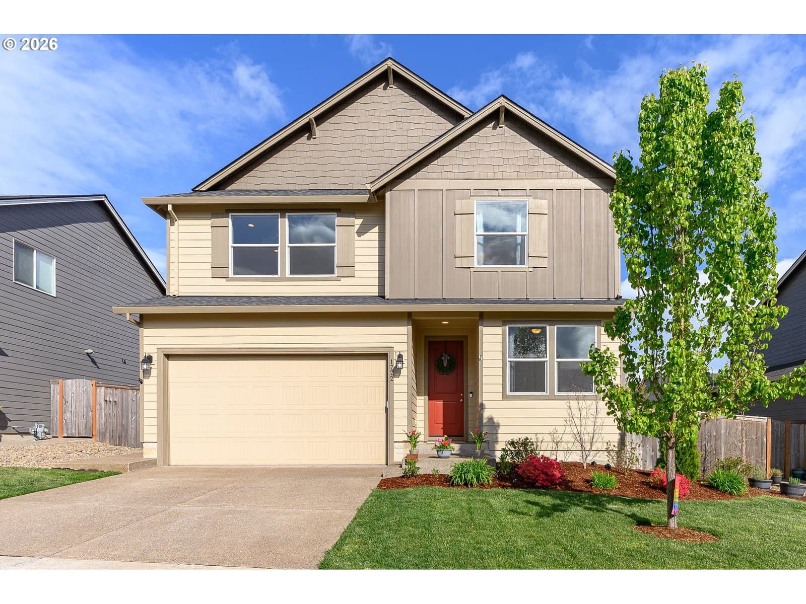 Listing photo 1 of 6