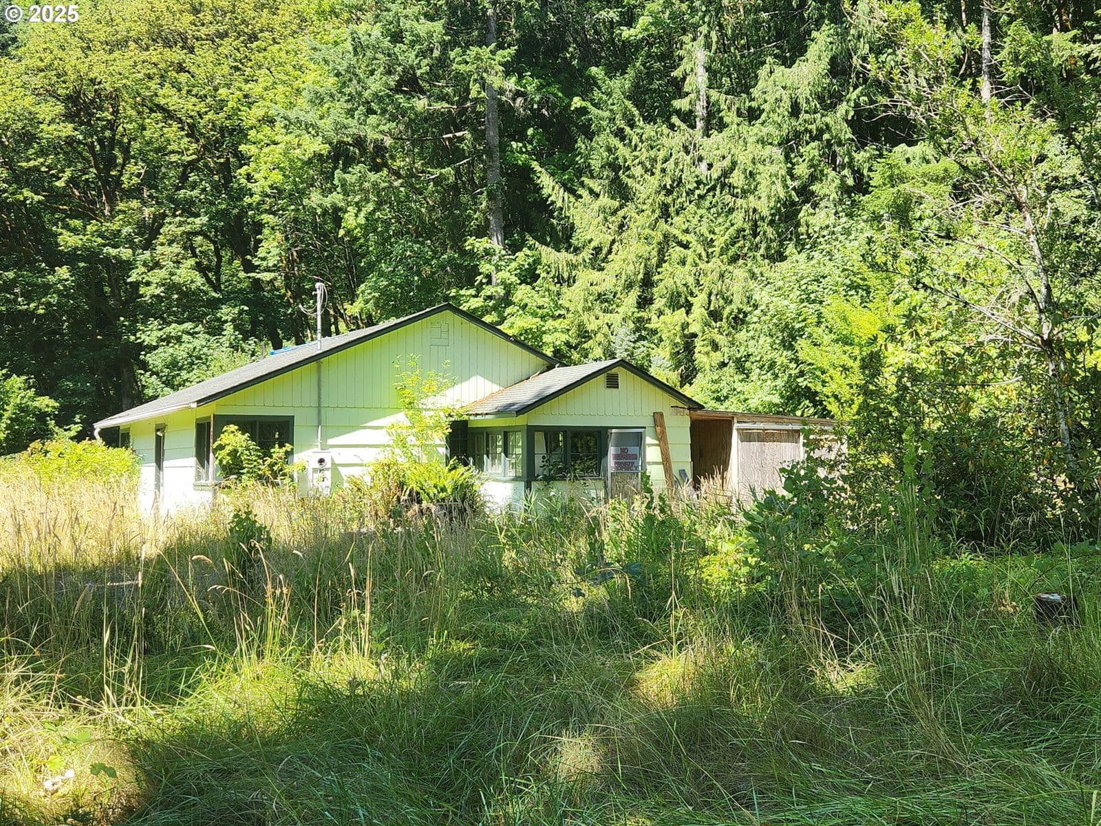 Listing photo 1 of 6