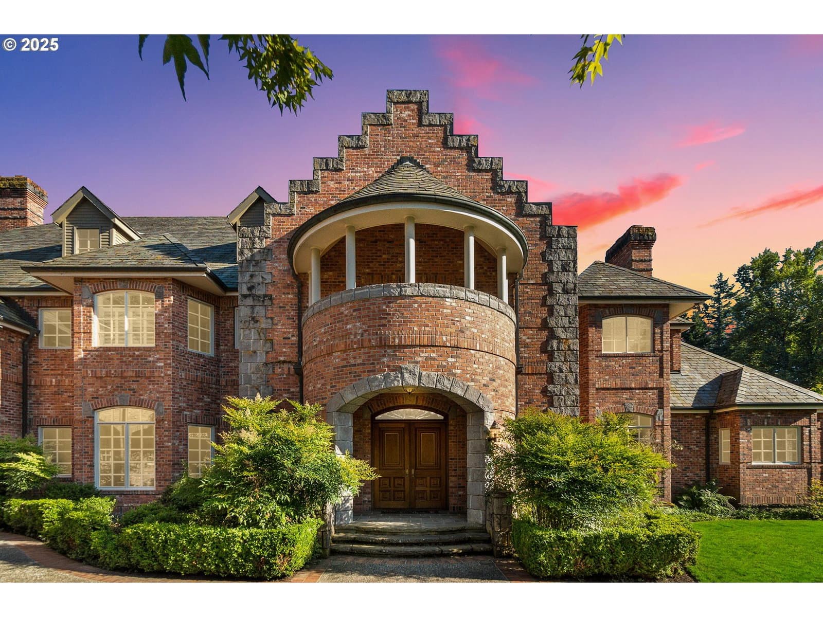 Listing photo 1 of 6