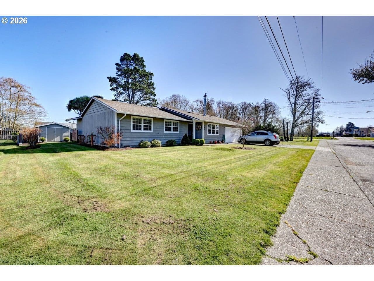 Listing photo 1 of 6