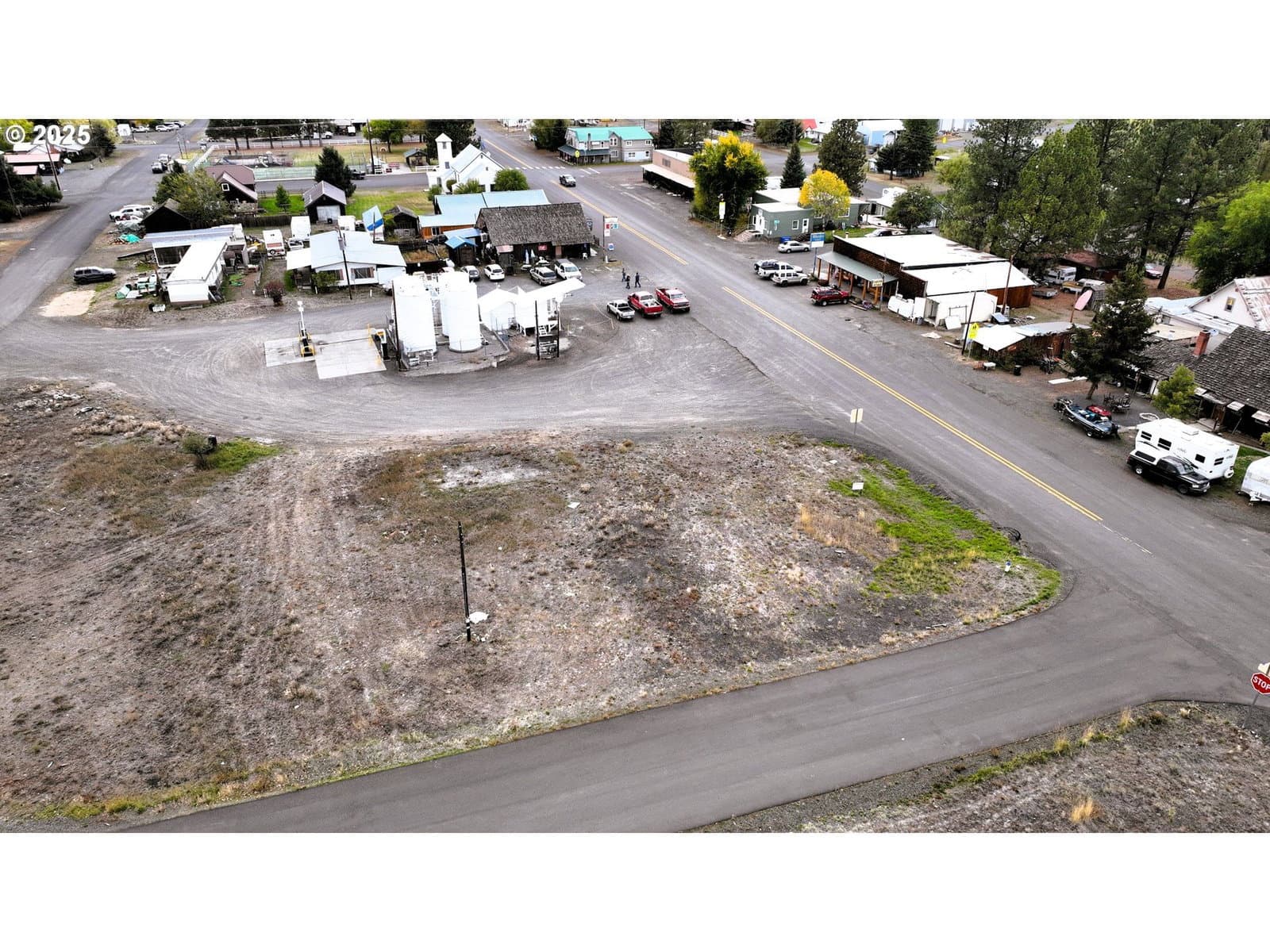 Listing photo 1 of 4