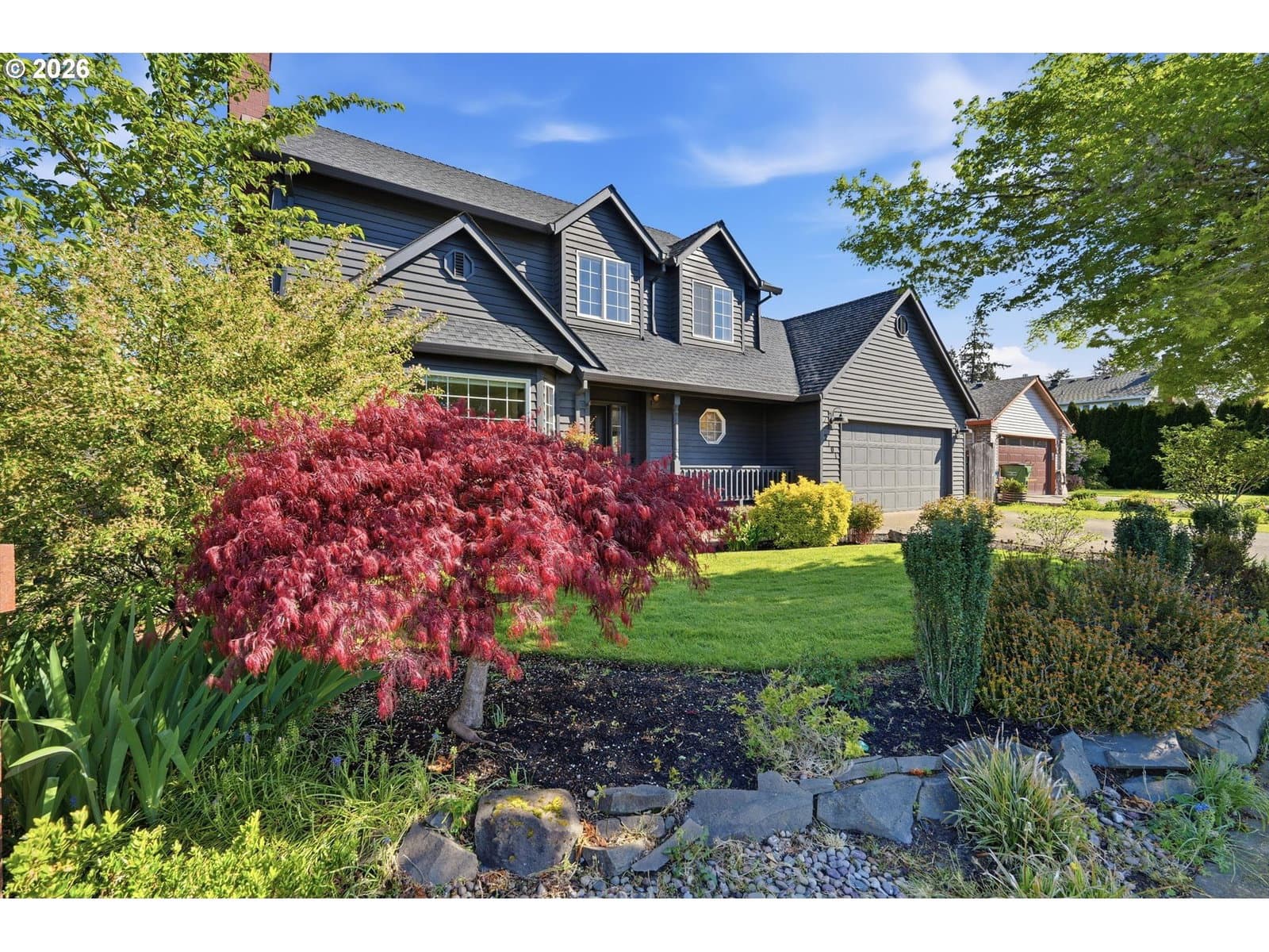 Listing photo 1 of 6