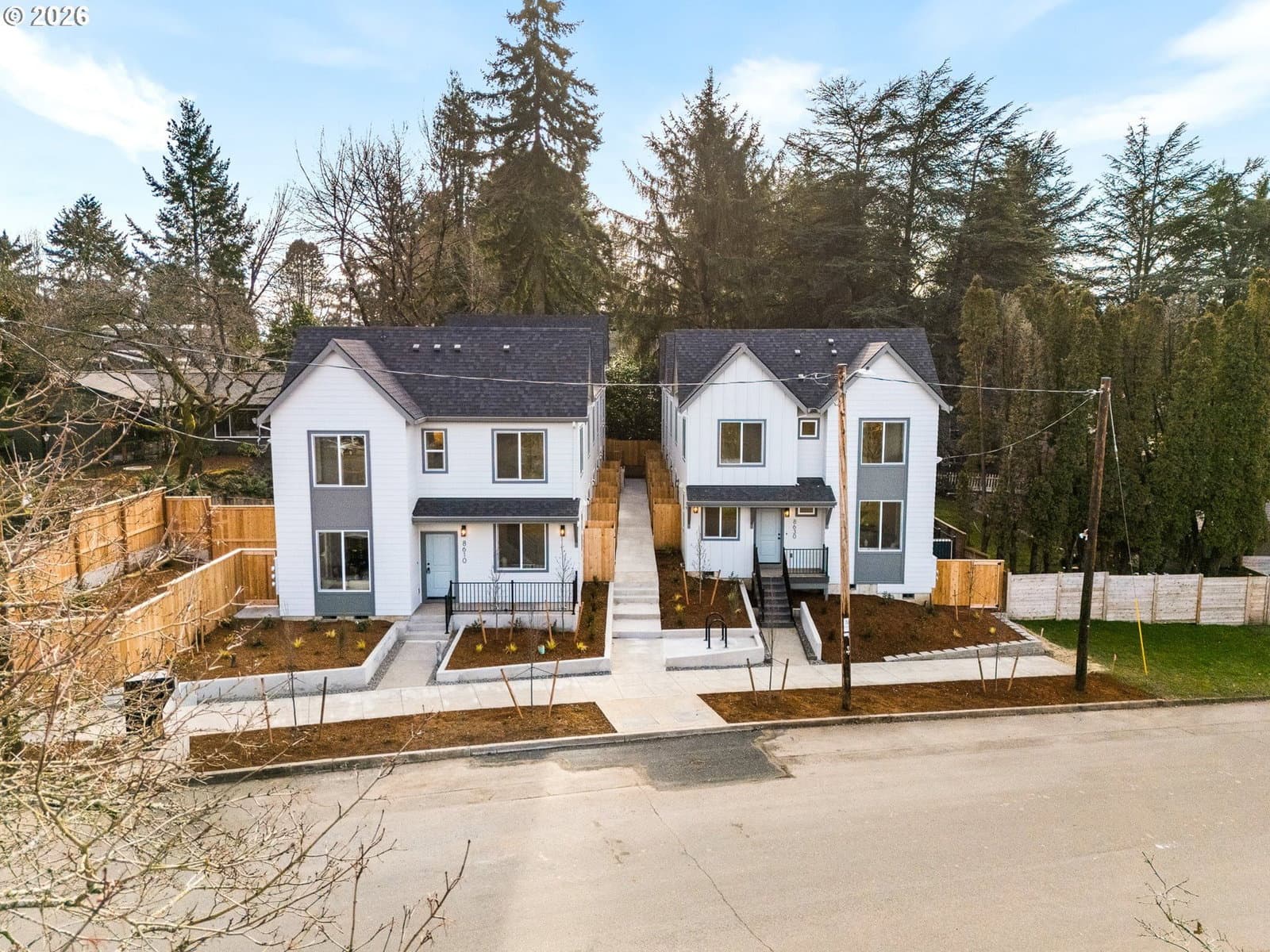 Listing photo 1 of 6