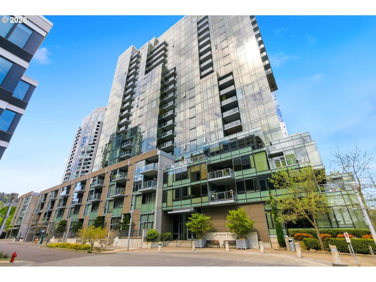 Listing photo 1 of 6