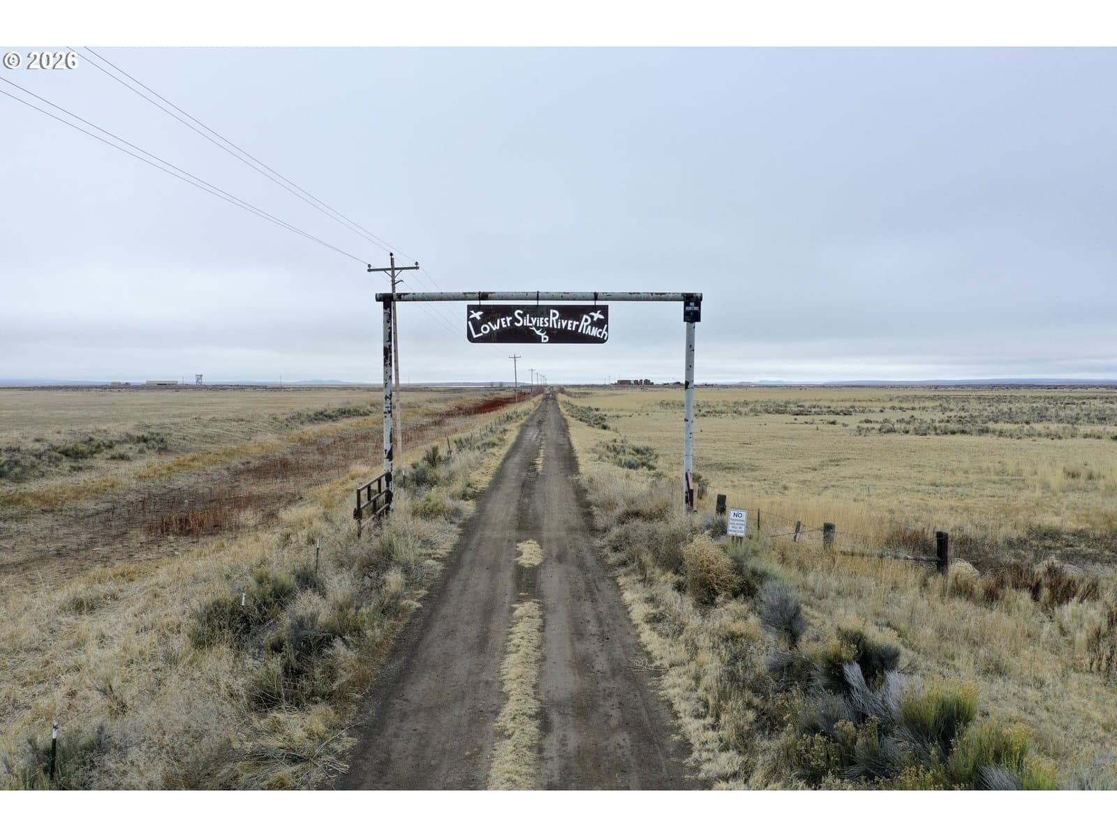 Listing photo 1 of 6