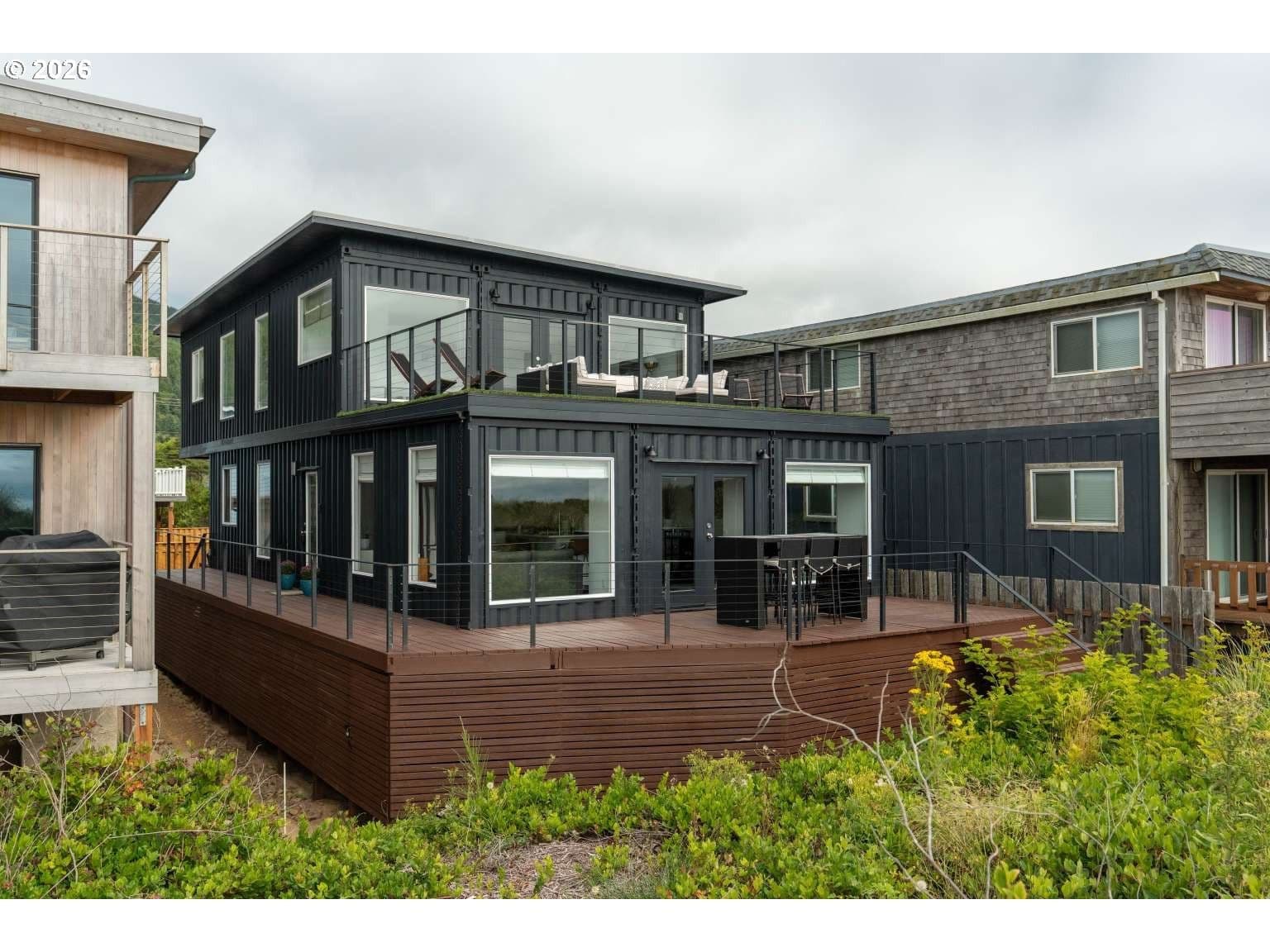 Listing photo 1 of 6