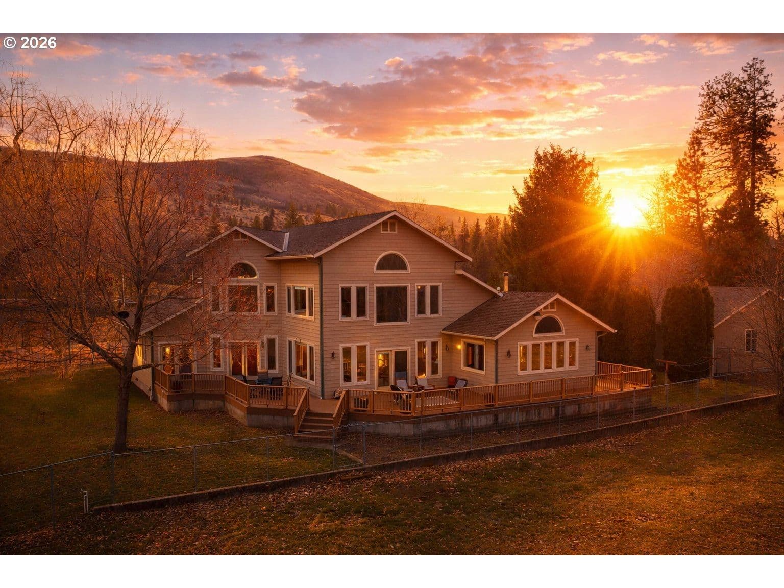 Listing photo 1 of 6