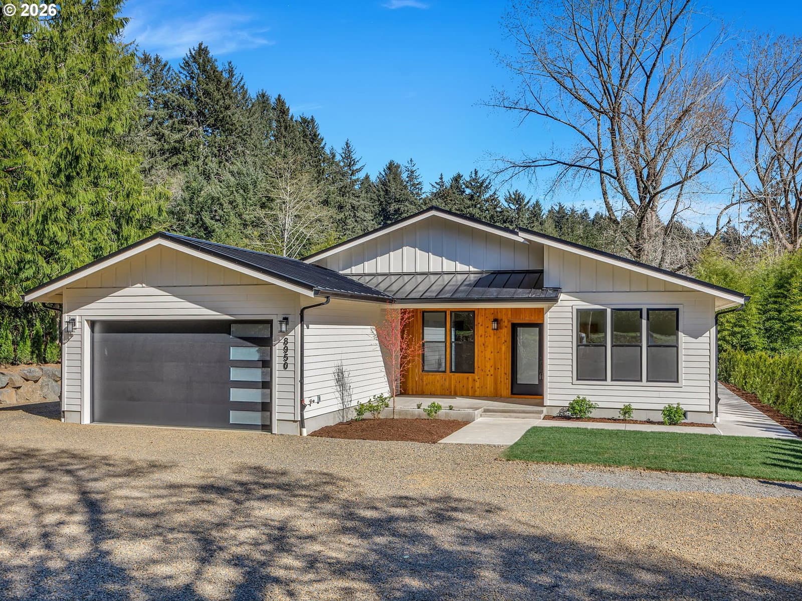 Listing photo 1 of 6