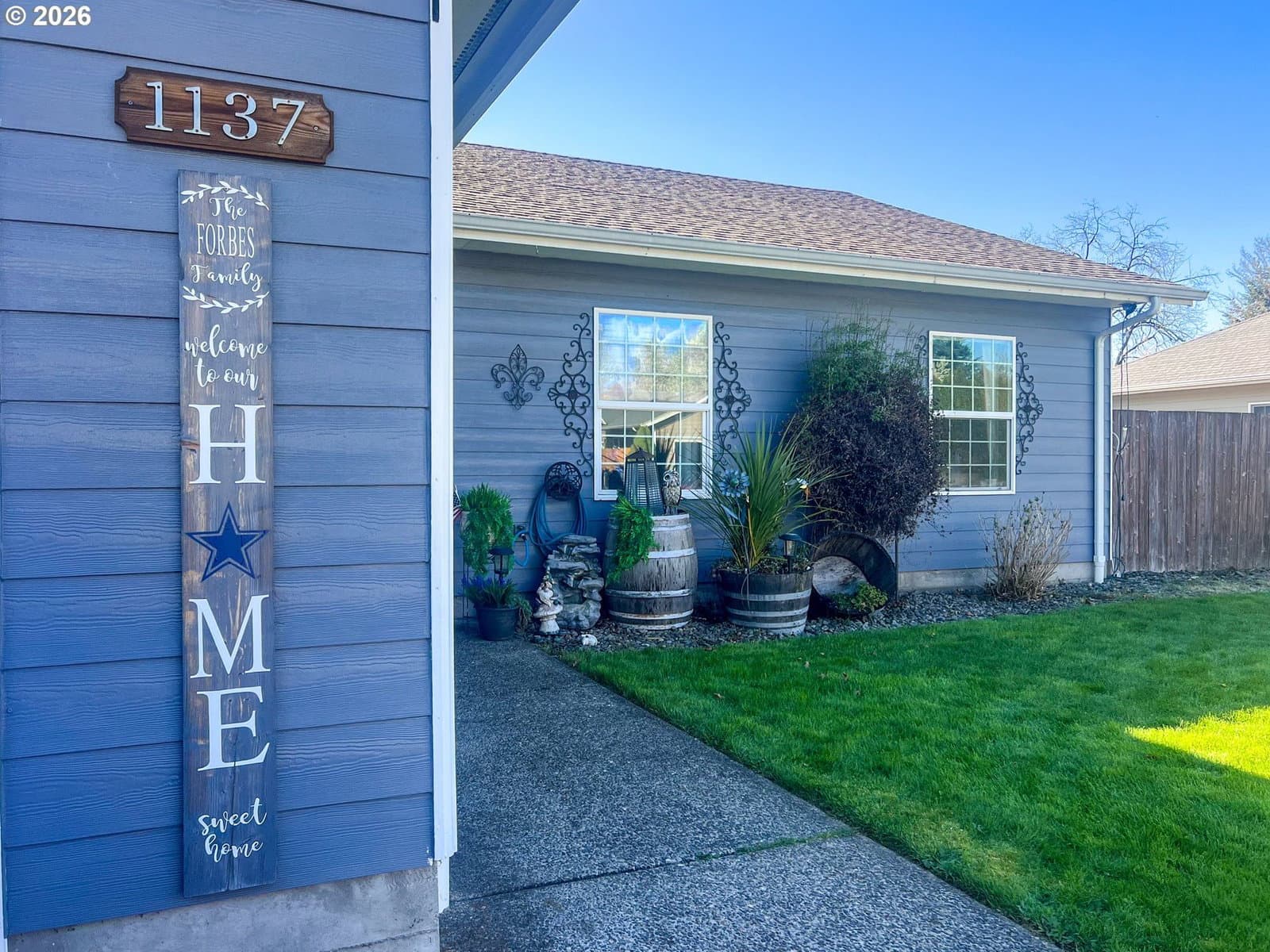 Listing photo 1 of 6