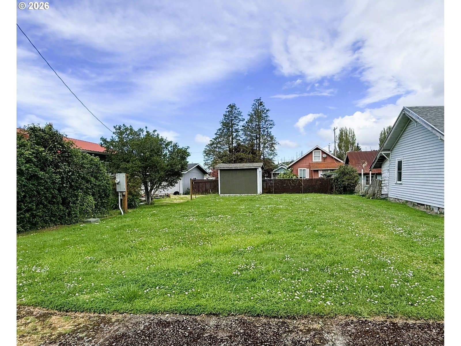 Listing photo 1 of 5