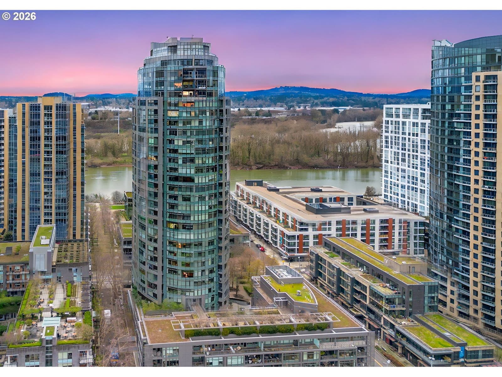 Listing photo 1 of 6