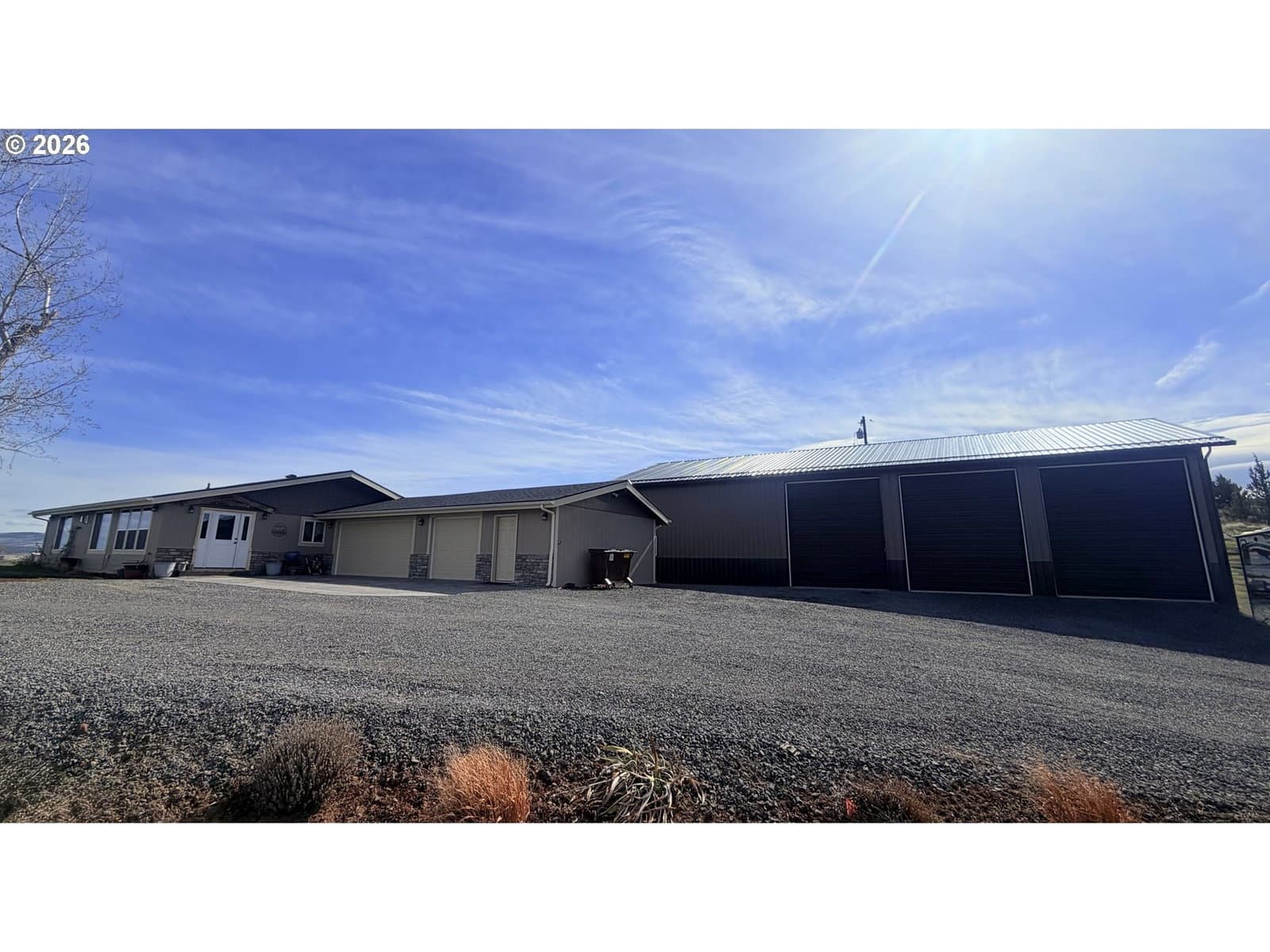 Listing photo 1 of 6