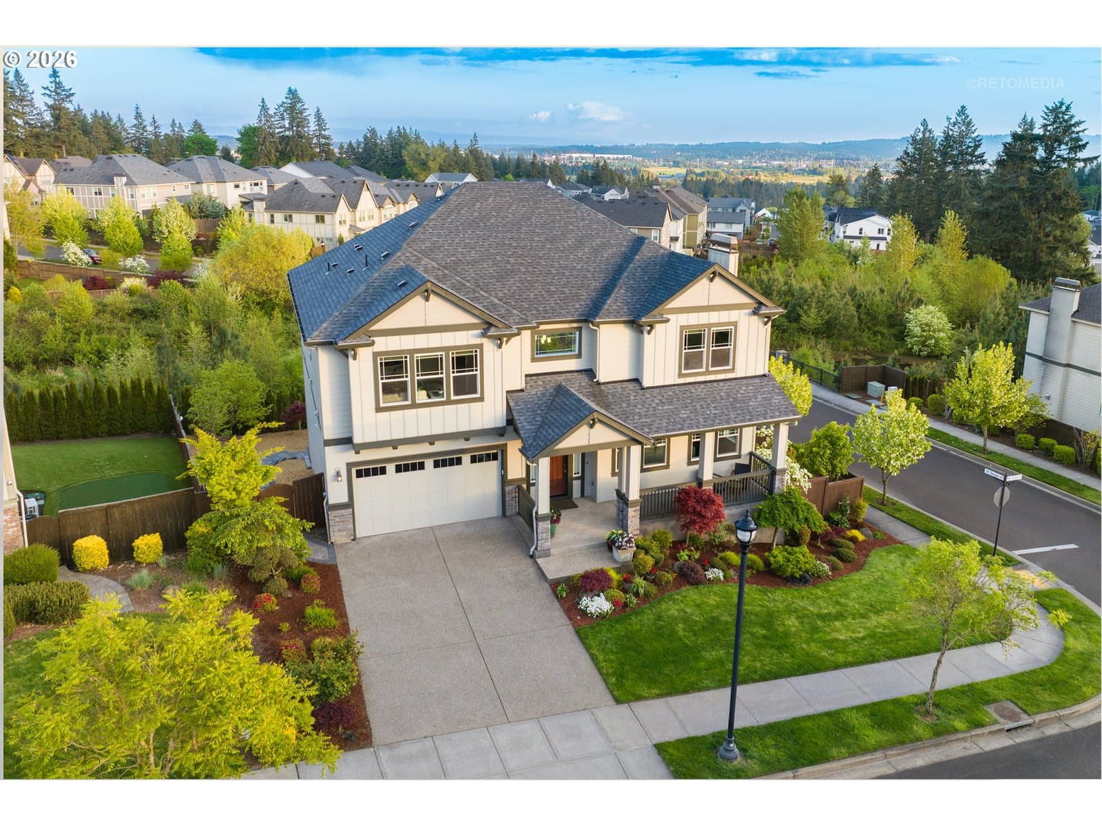 Listing photo 1 of 6