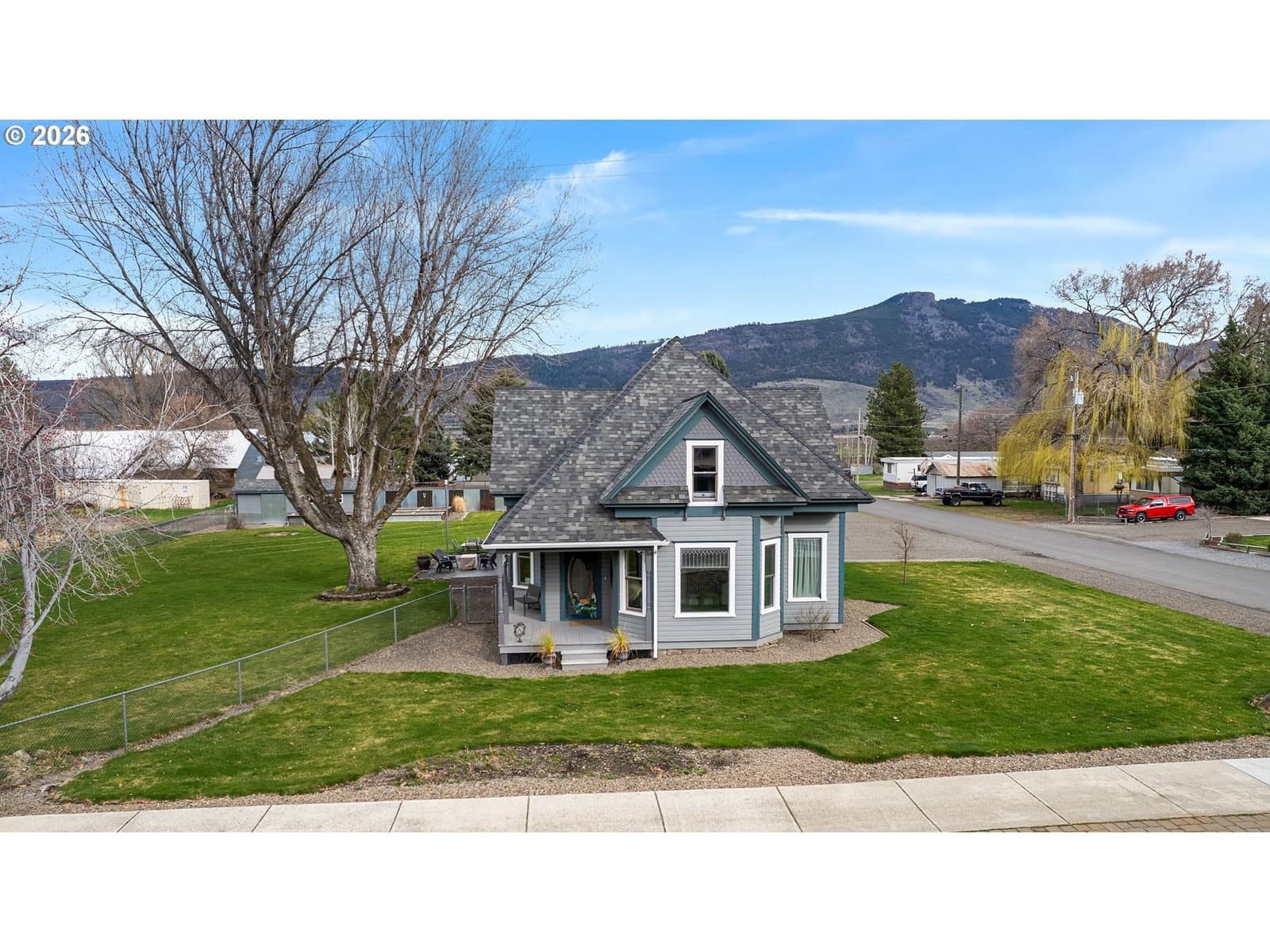 Listing photo 1 of 6