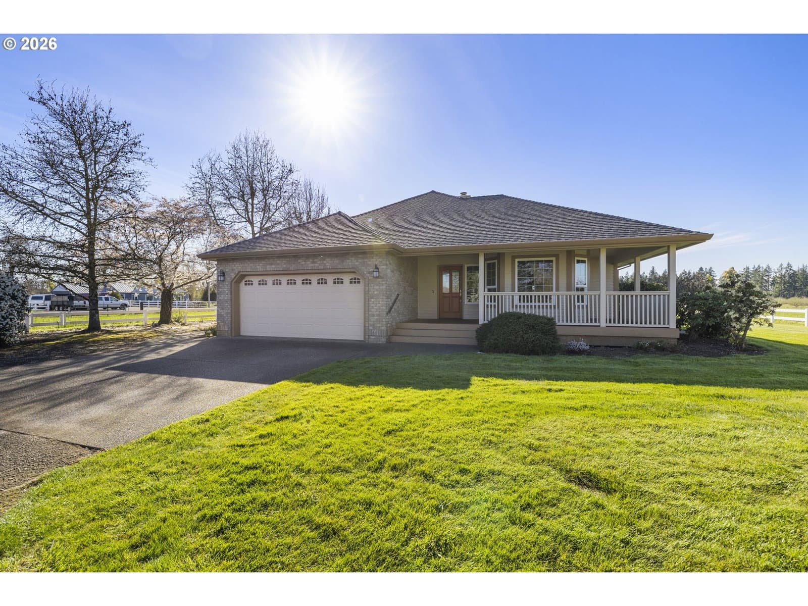 Listing photo 1 of 6