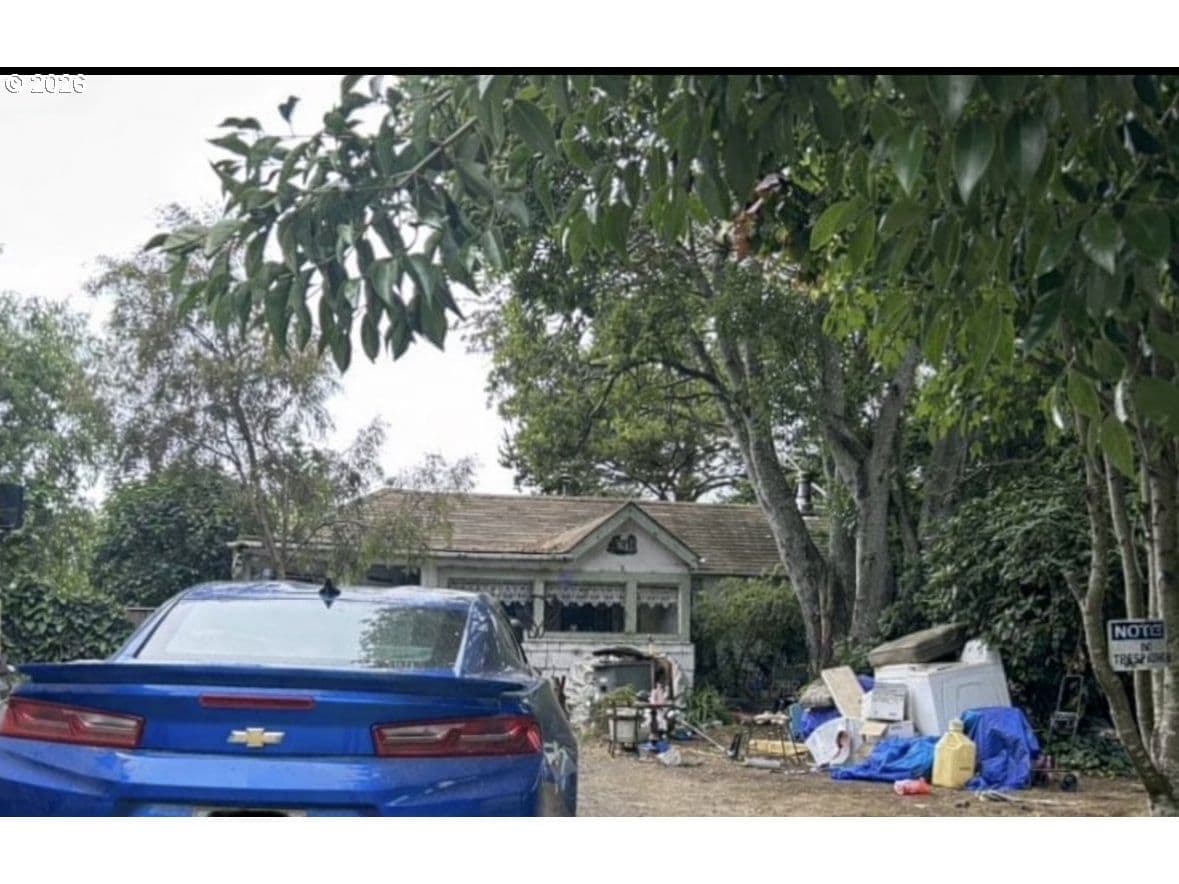 Listing photo 1 of 5