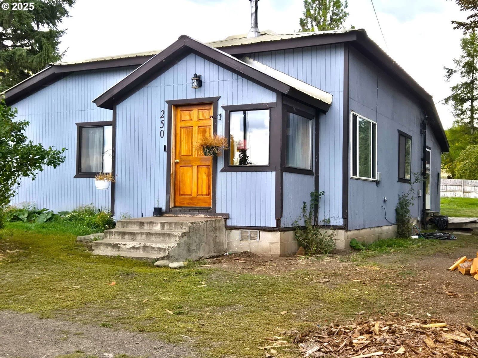 Listing photo 1 of 6