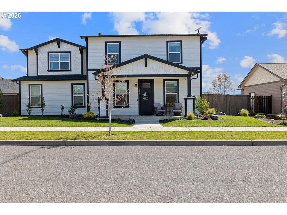 Listing photo 1 of 6