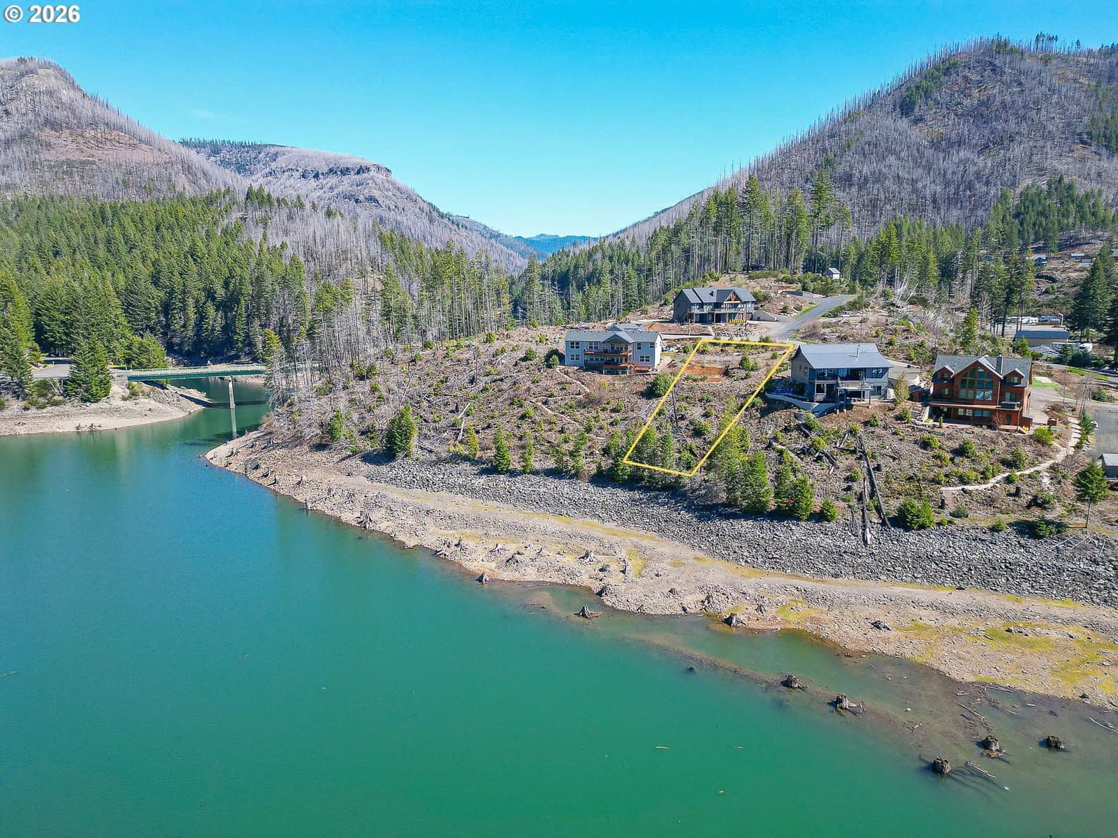 Listing photo 1 of 6