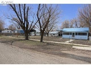 Listing photo 1 of 6