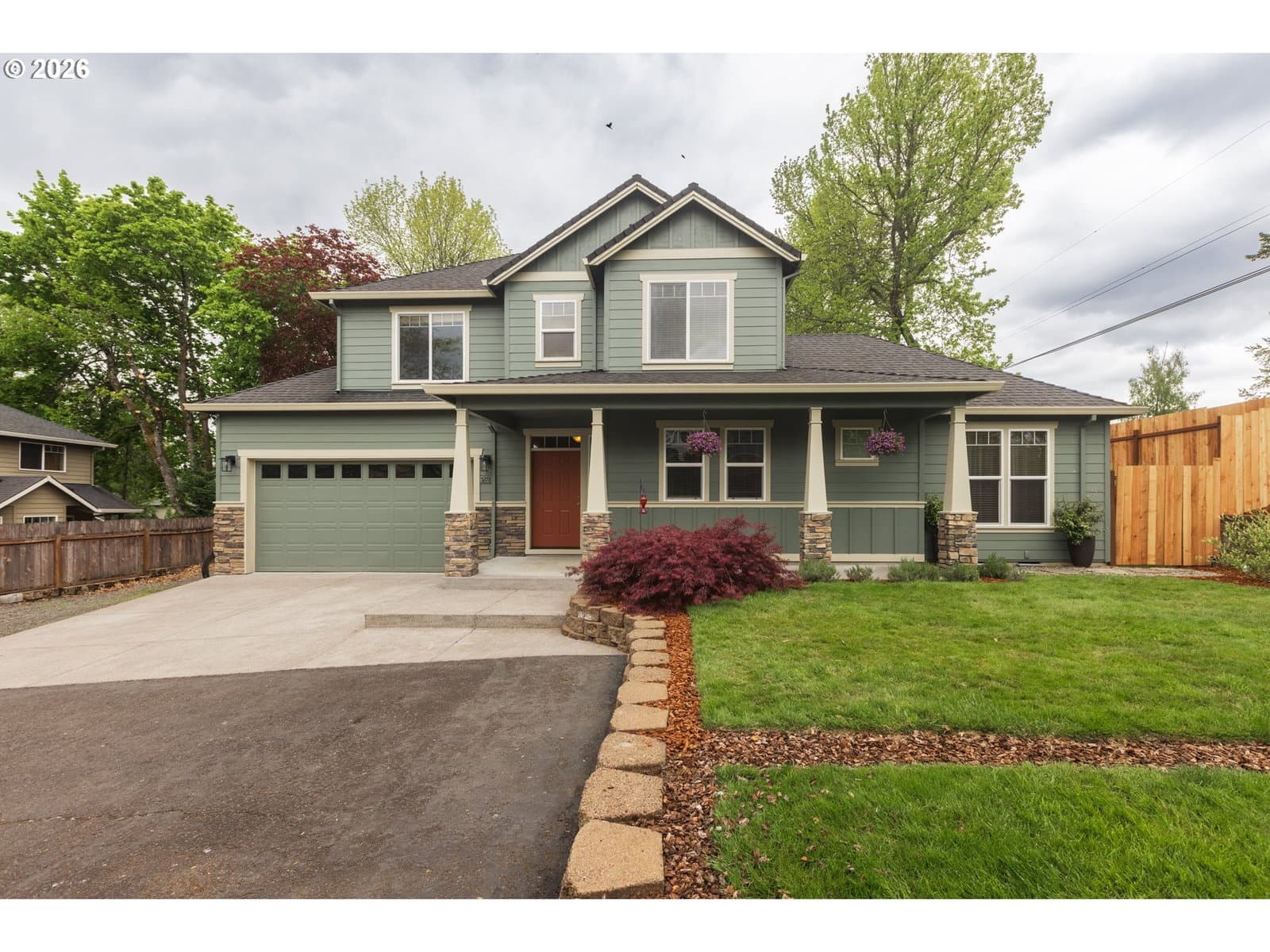 Listing photo 1 of 6