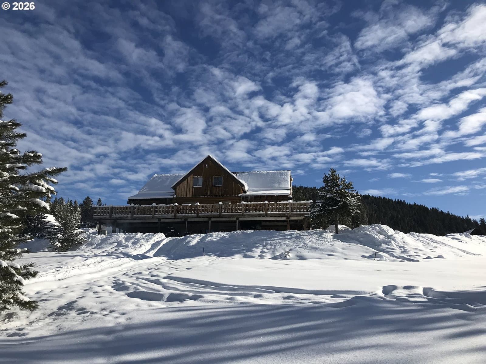 Listing photo 1 of 6