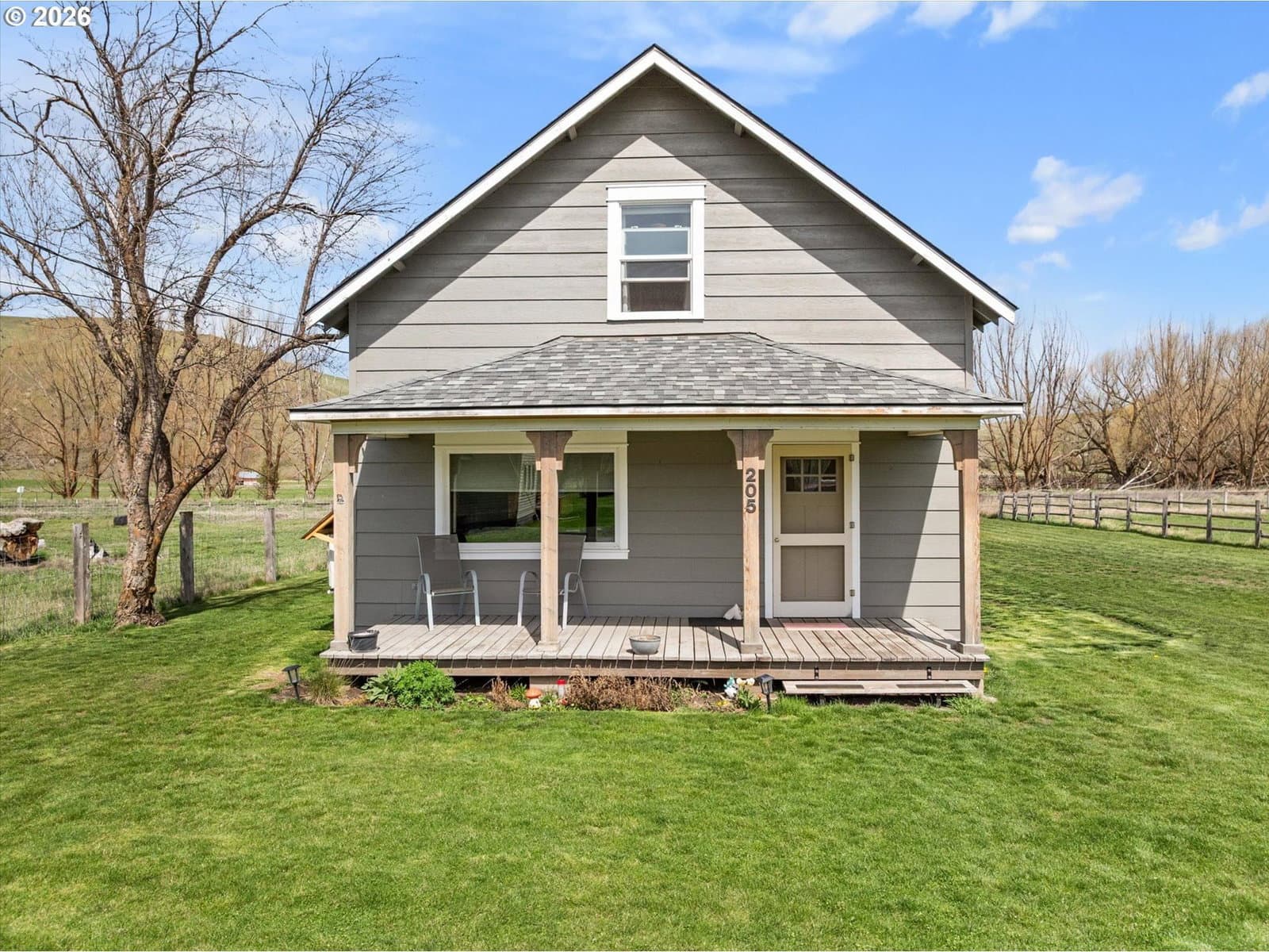 Listing photo 1 of 6