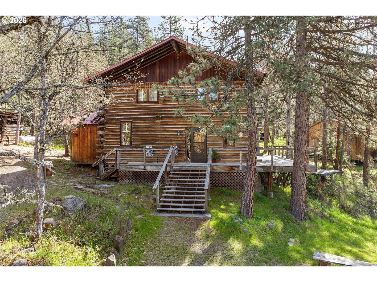 Listing photo 1 of 6