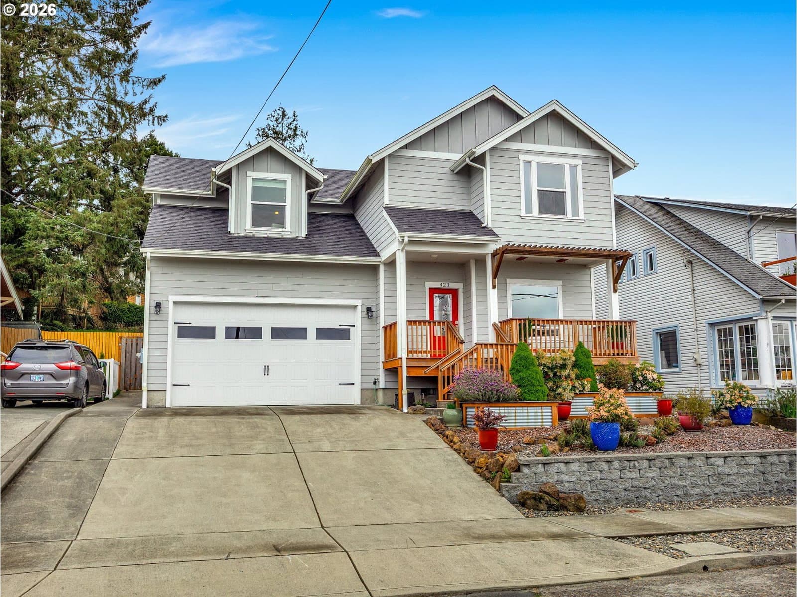 Listing photo 1 of 6