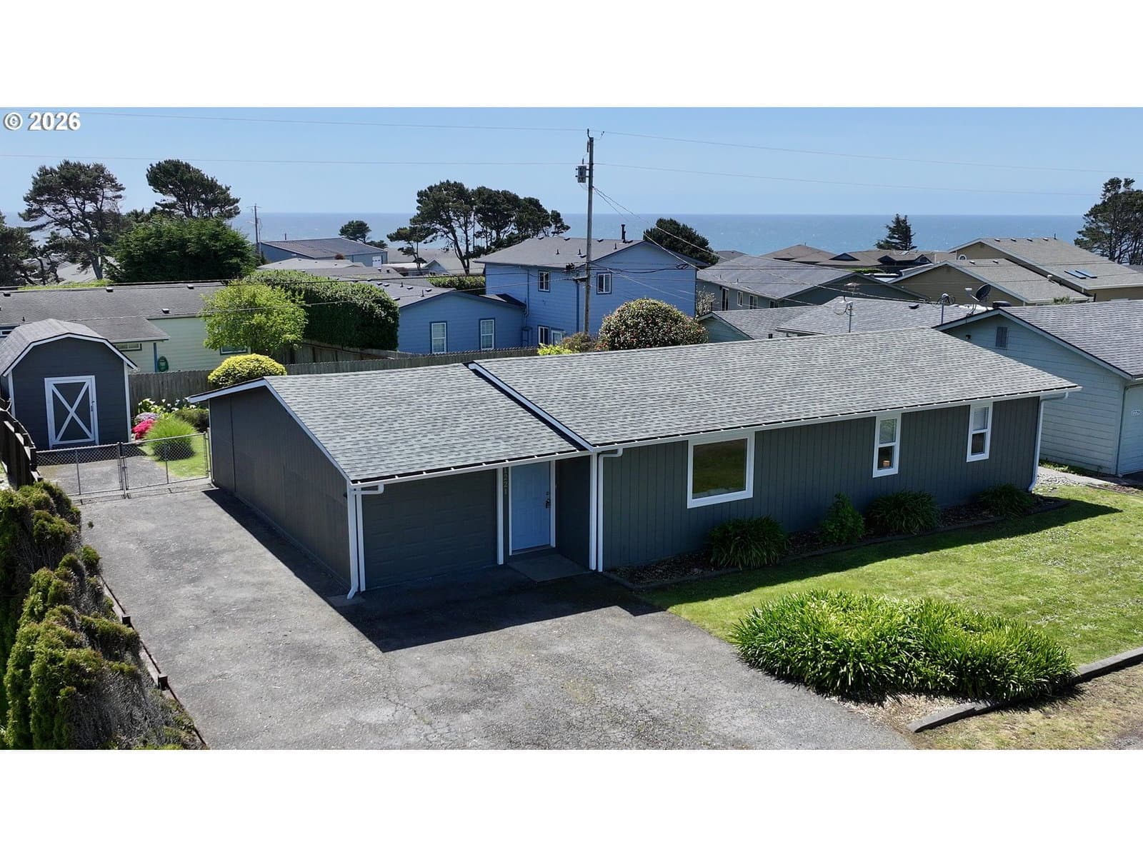 Listing photo 1 of 6