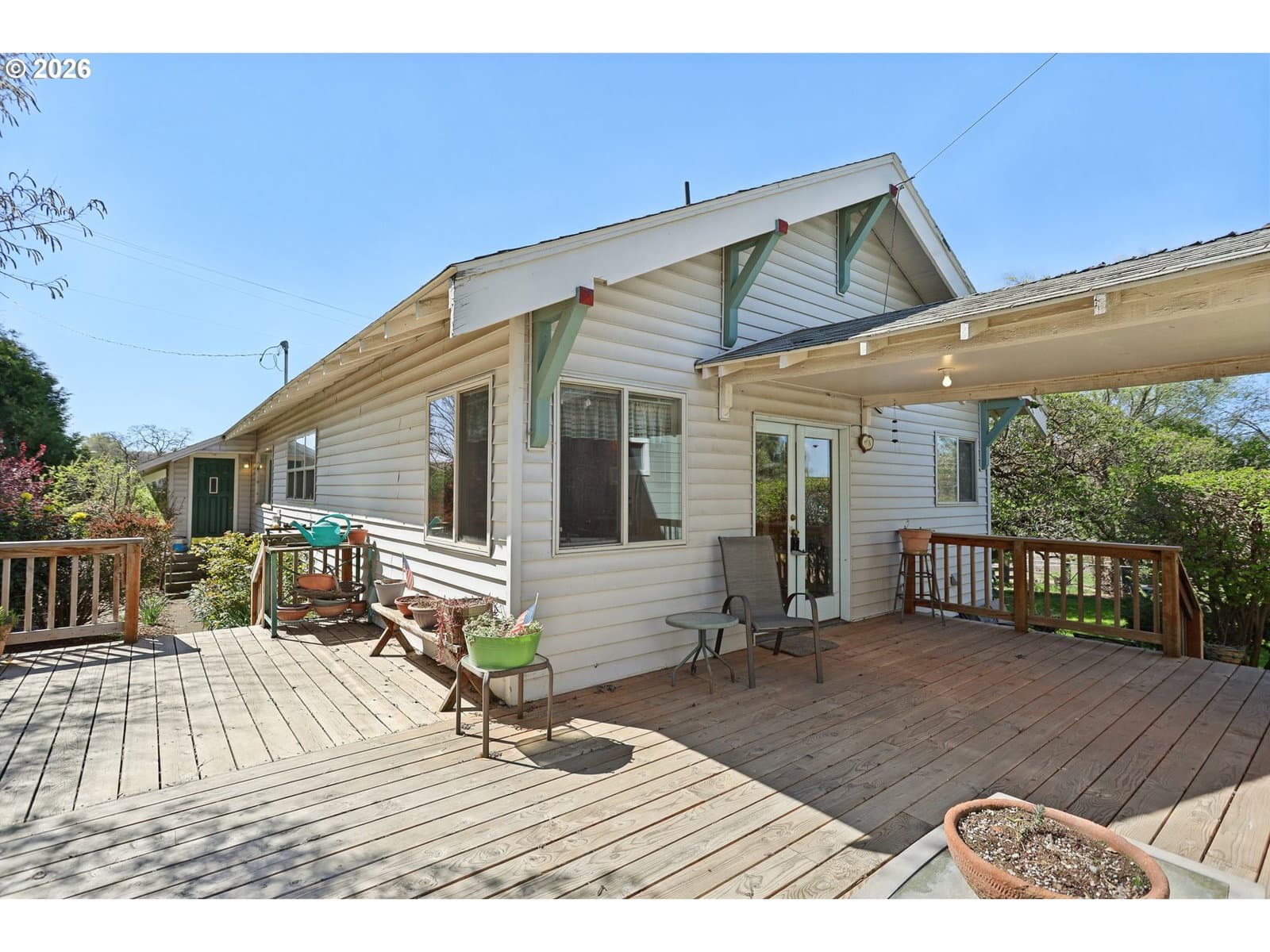 Listing photo 1 of 6