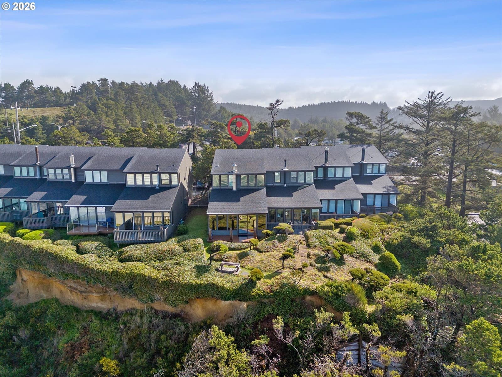 Listing photo 1 of 6