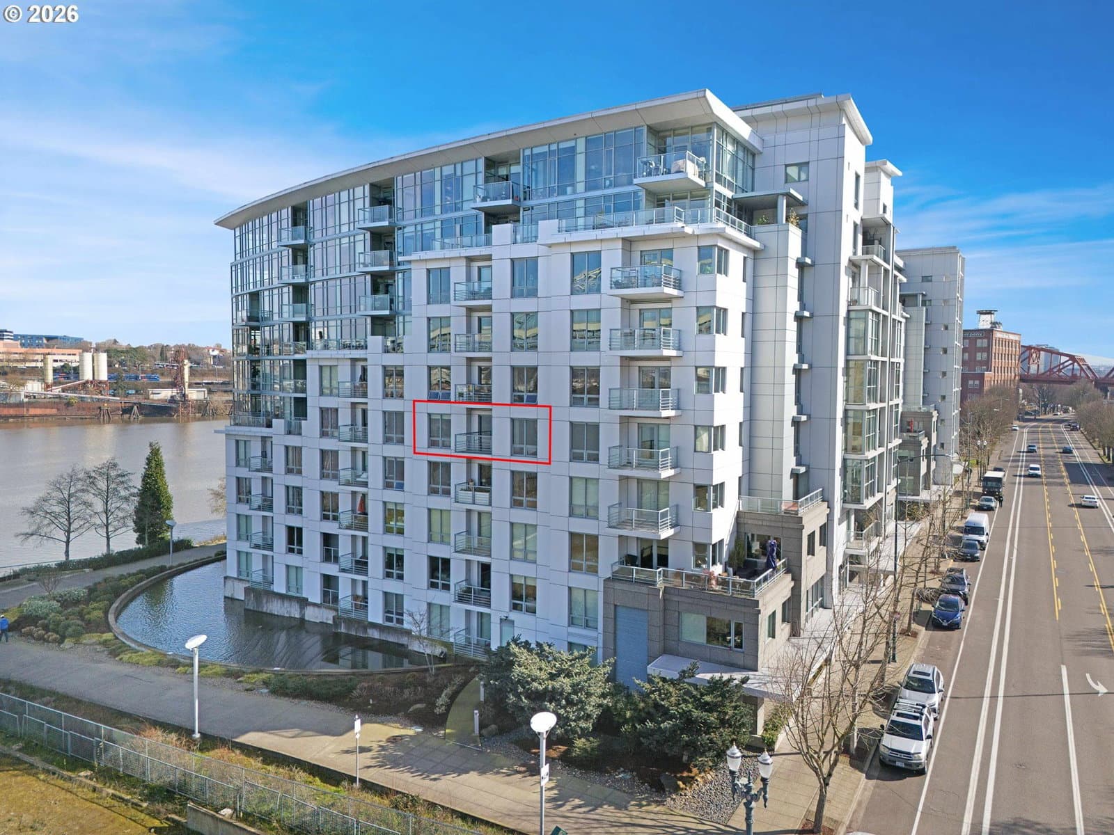 Listing photo 1 of 6