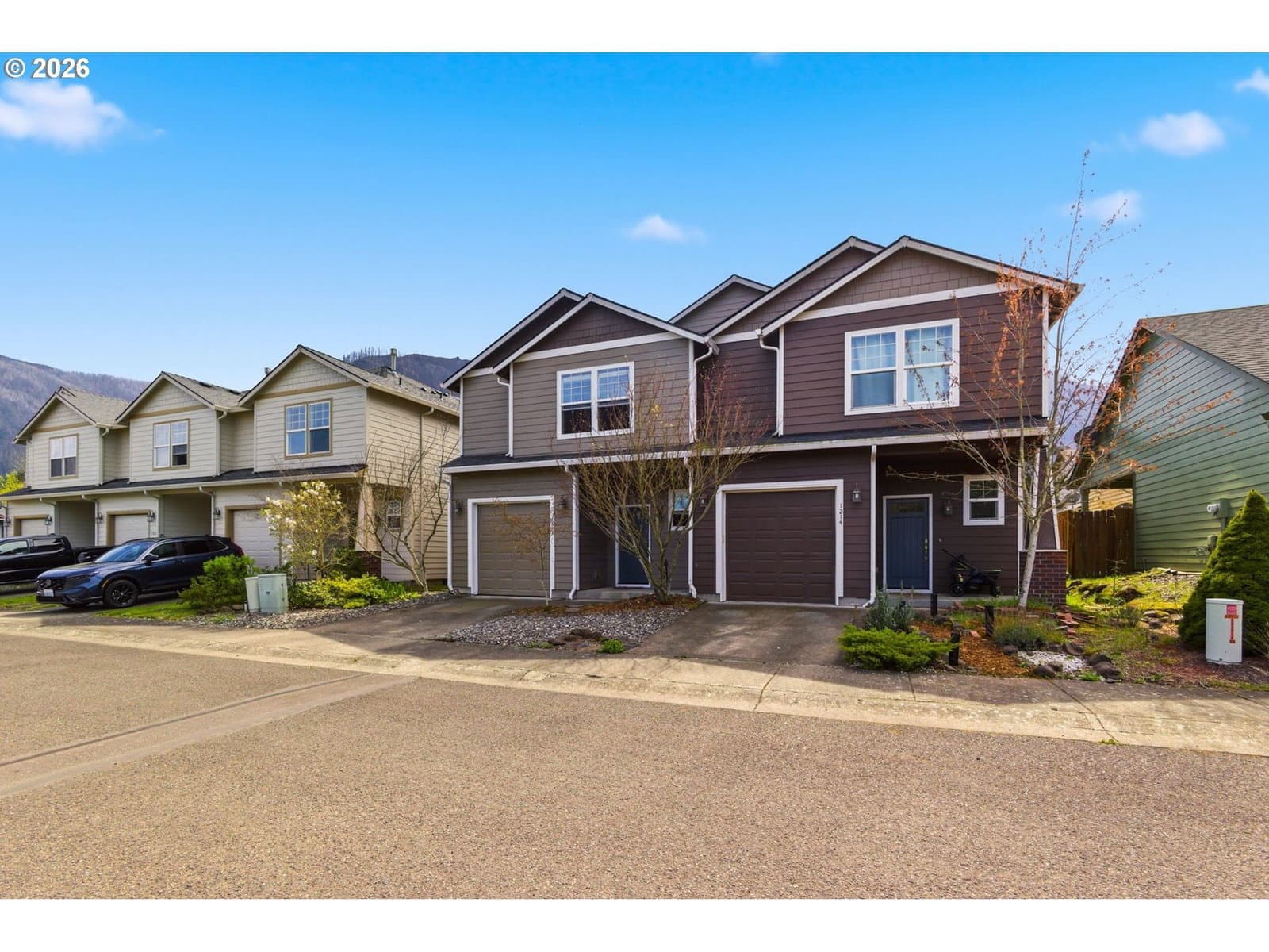 Listing photo 1 of 6