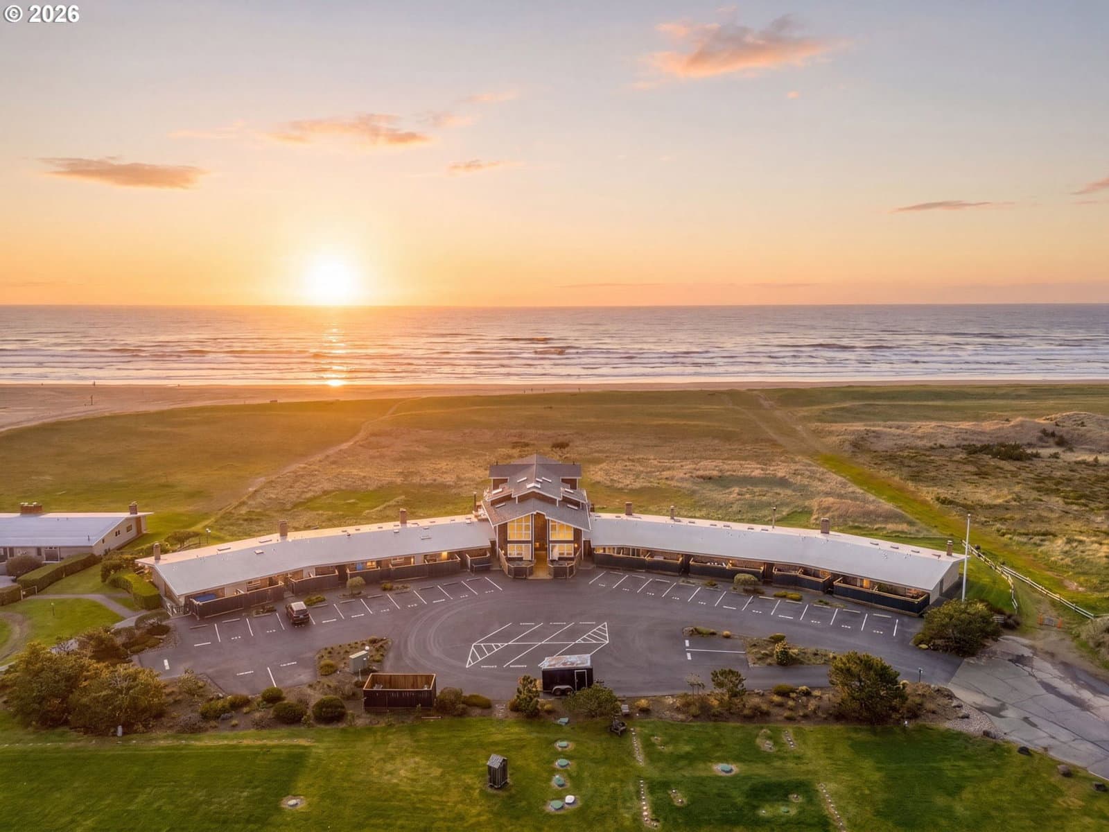 Listing photo 1 of 6