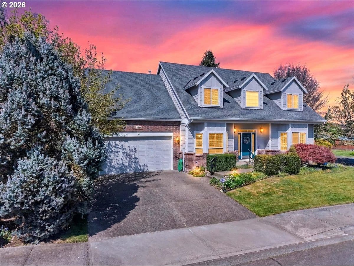 Listing photo 1 of 6