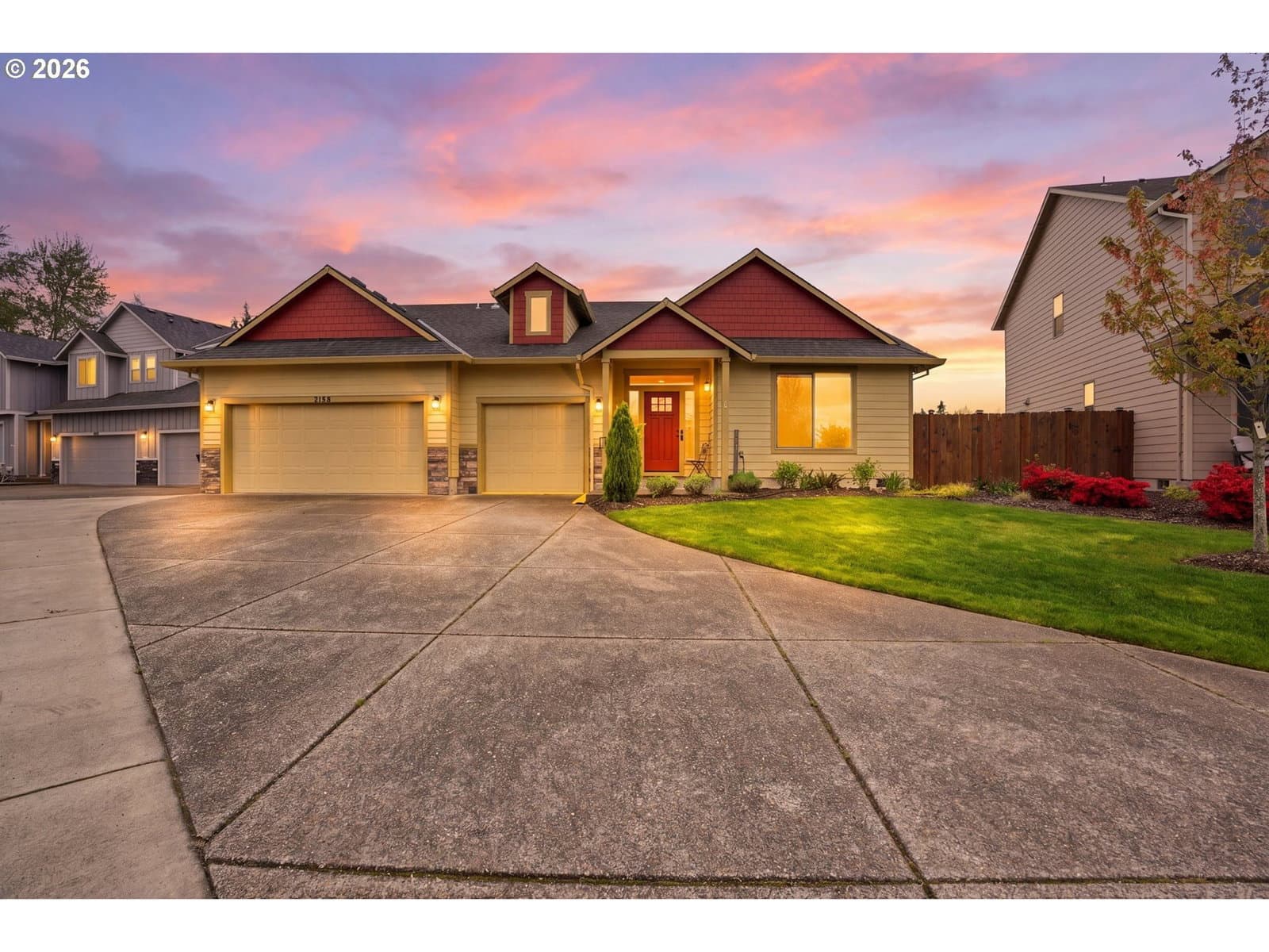 Listing photo 1 of 6