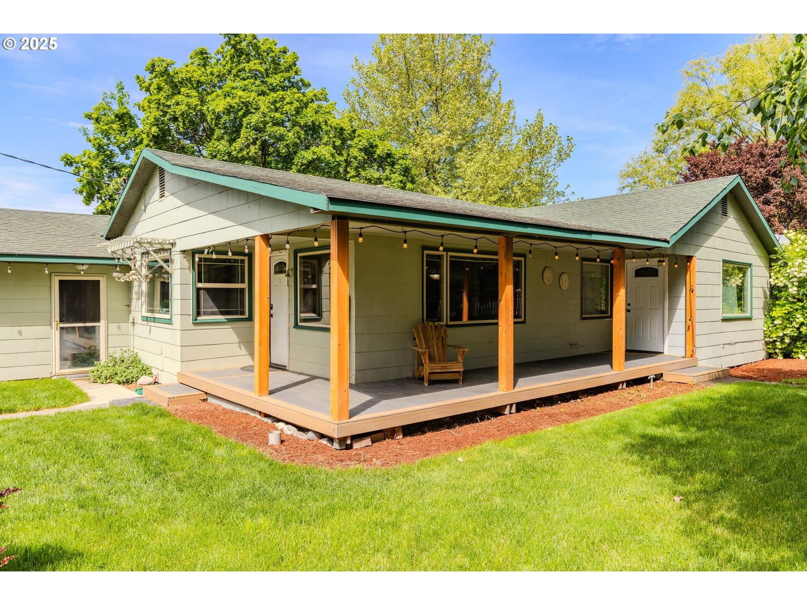 Listing photo 1 of 6