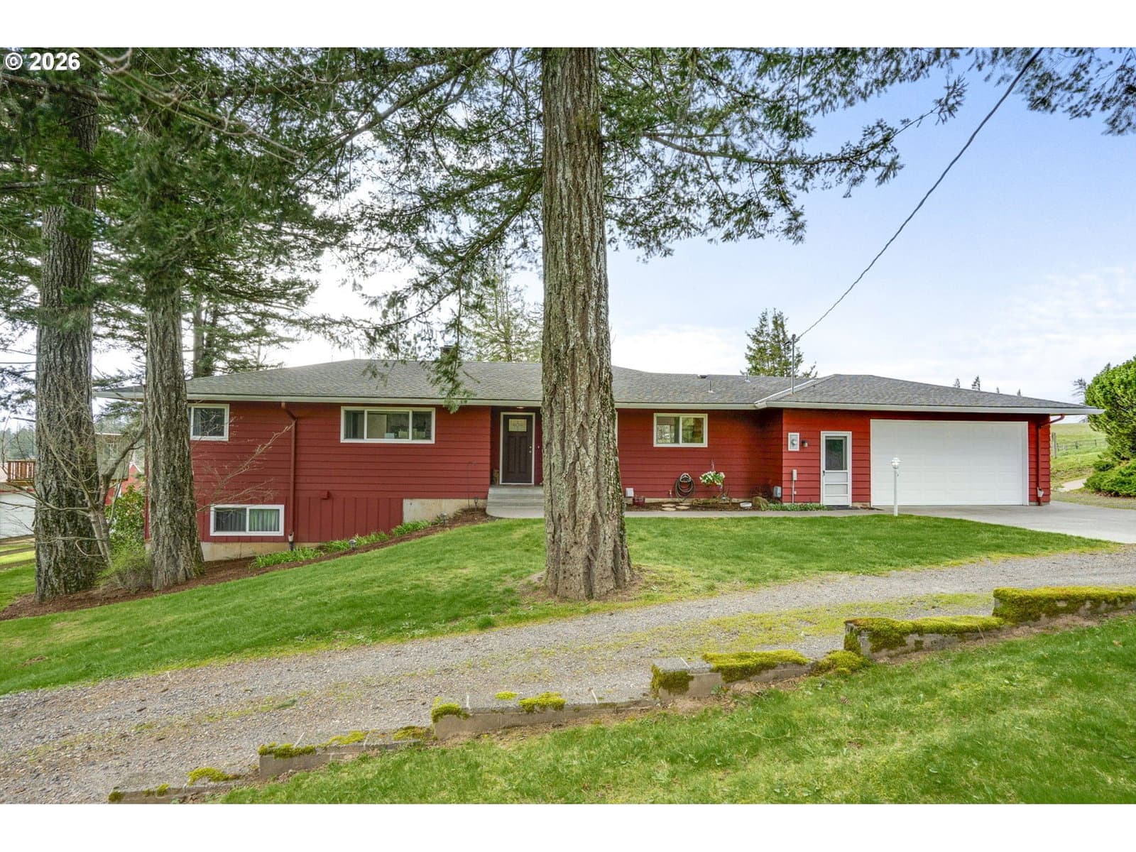 Listing photo 1 of 6