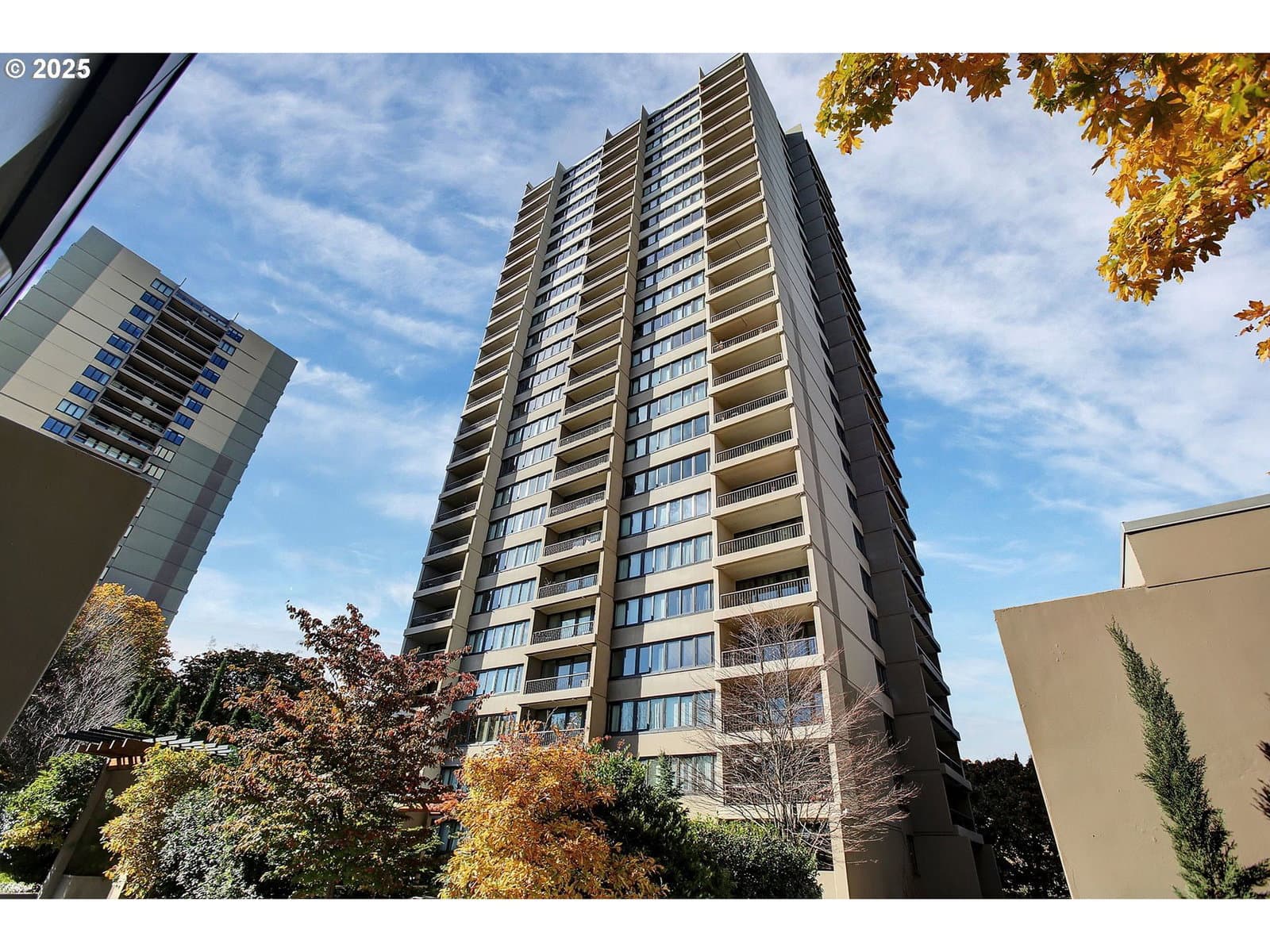 Listing photo 1 of 6