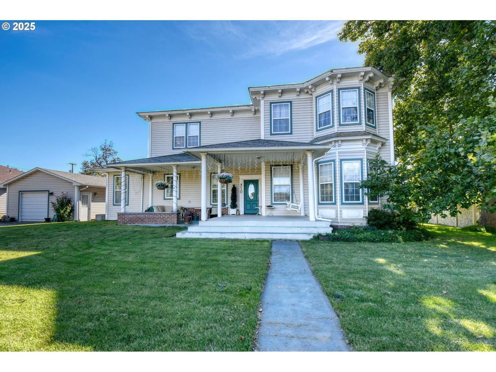 Listing photo 1 of 6