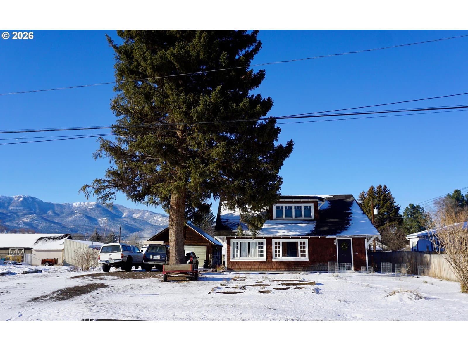 Listing photo 1 of 6