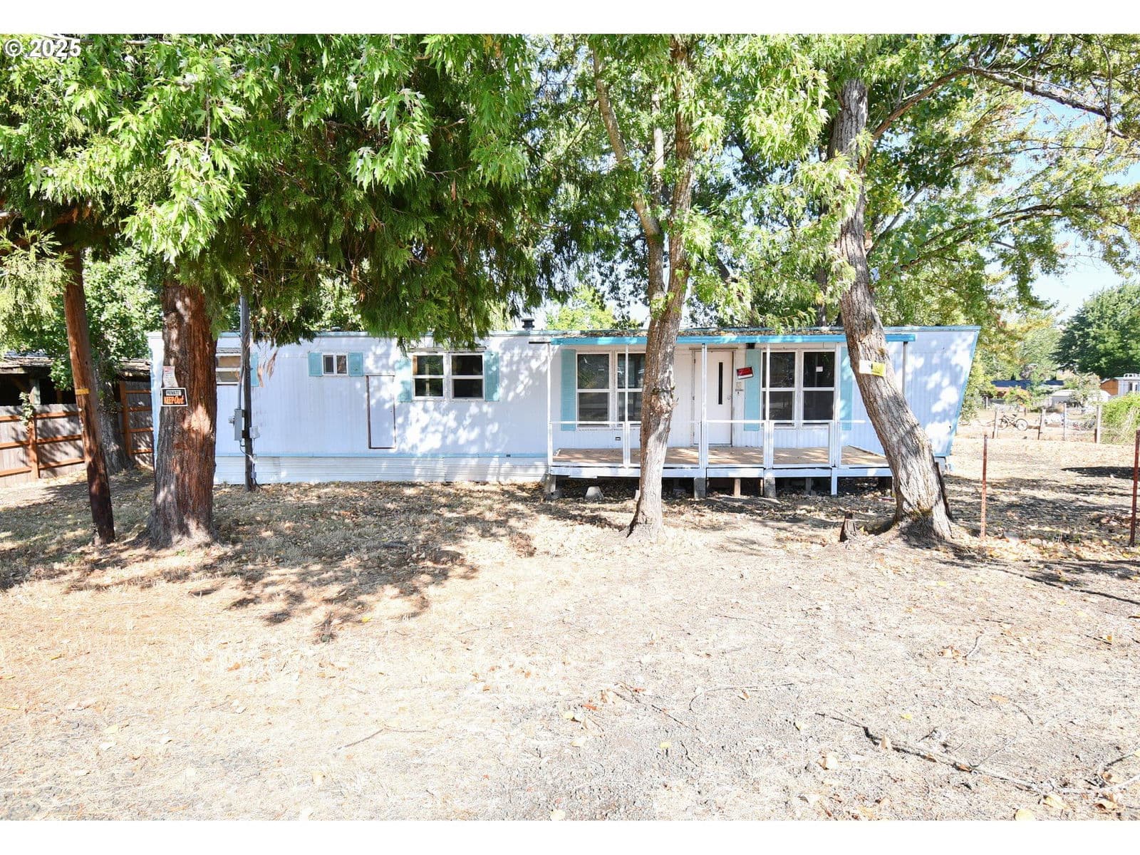 Listing photo 1 of 6