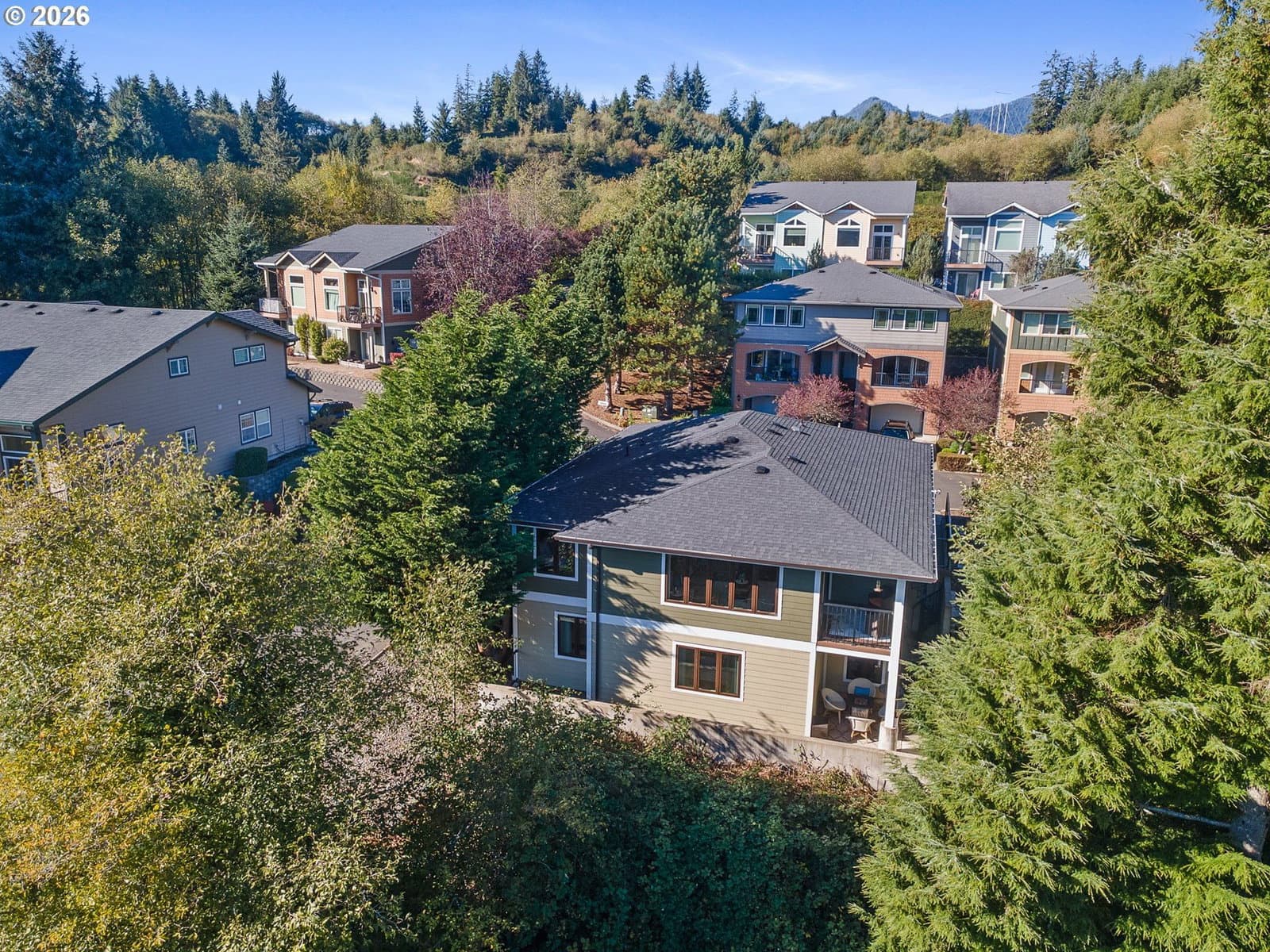 Listing photo 1 of 6